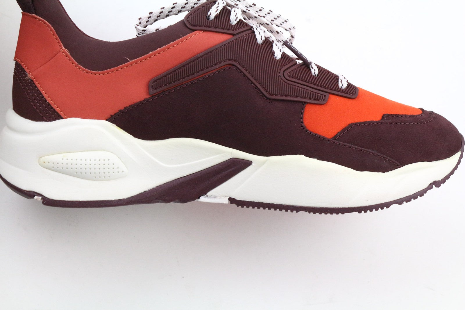 TIMBERLAND A249K moteriški sportbačiai, UK4.5, bordo spalvos, odiniai, žemapadžiai su raišteliais. 