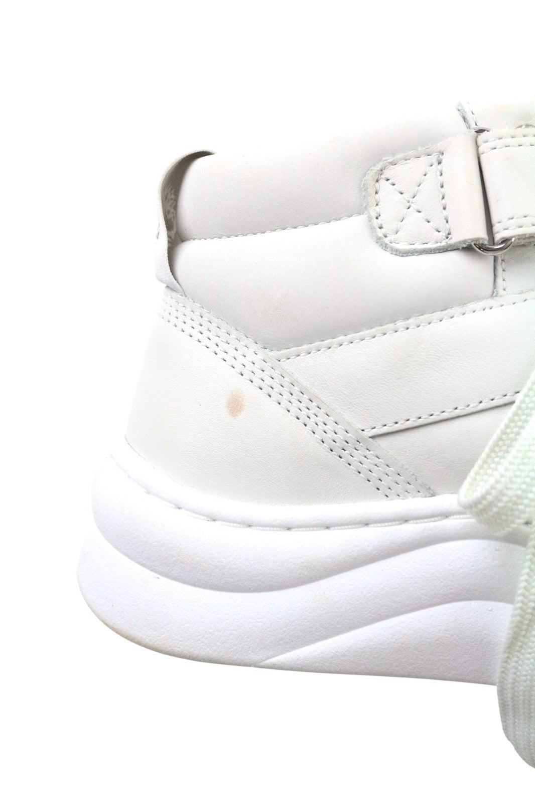 TIMBERLAND A1ZXC moteriški sportbačiai su šviesia odine apykakle, 4.5 colio gylio, migdolų spalvos nosimi. 