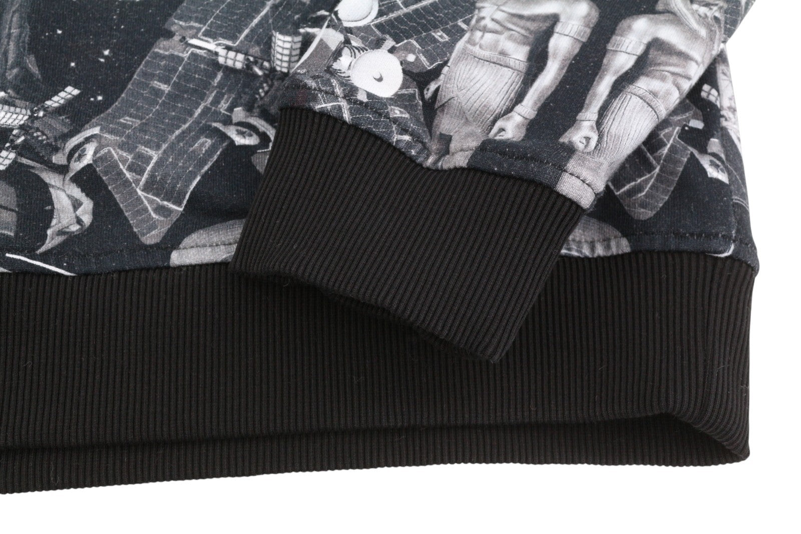 FRANKIE MORELLO vyriškas džemperis L dydžio, juodas, raštuotas logotipas, apvali kaklo iškirpte, laisvalaikio megztinis 