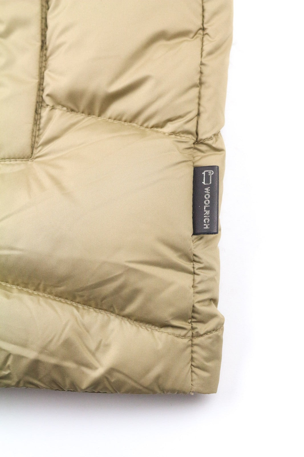 WOOLRICH Sundance pūkinė vyriška striukė L ruda, dygsniuota, paminkštinta, užtrauktuku, aukšta apykakle 