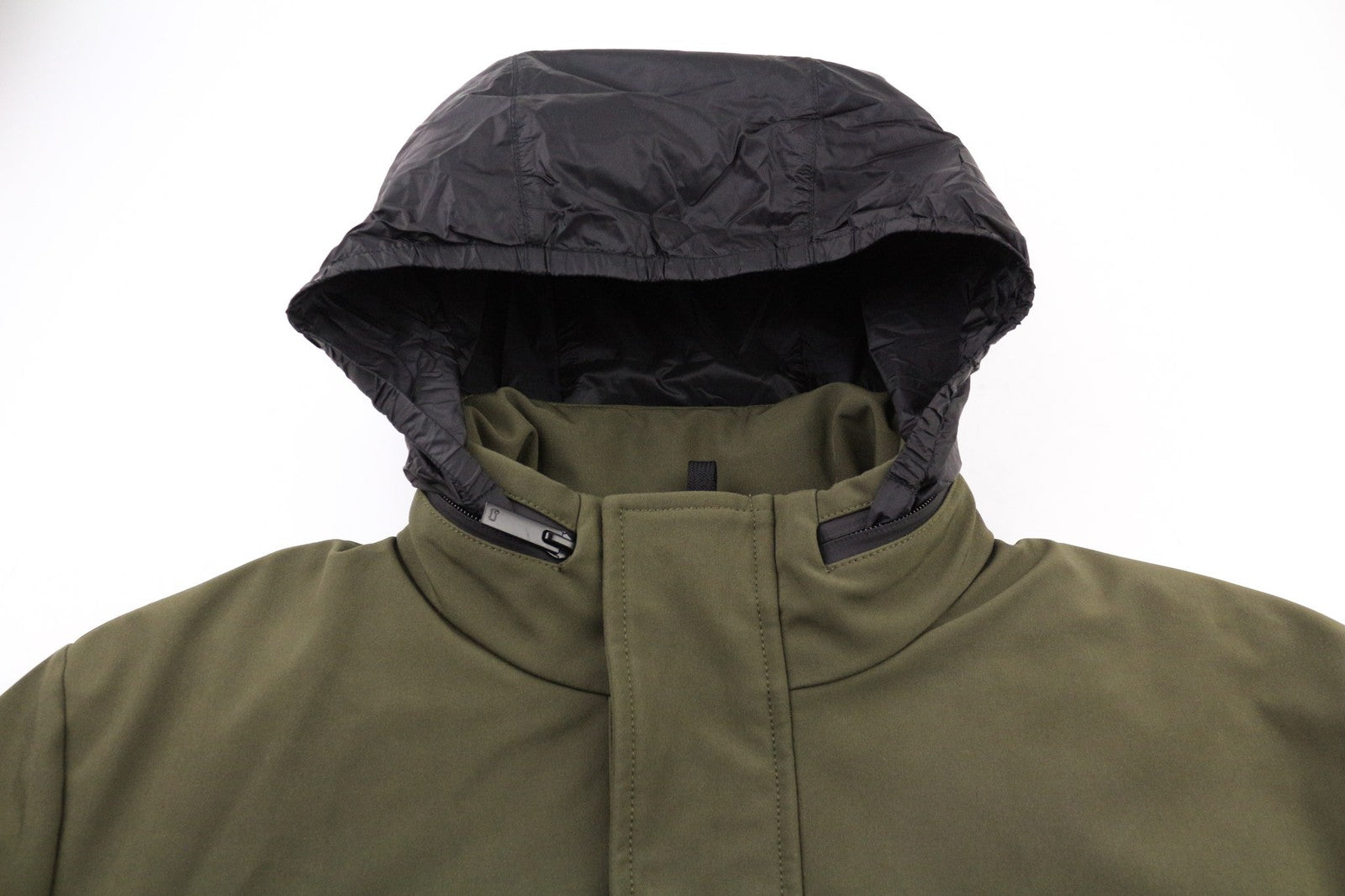 WOOLRICH Soft Shell Field vyriška striukė L dydžio, su pamušalu ir aukštu paslėptu gobtuvu 