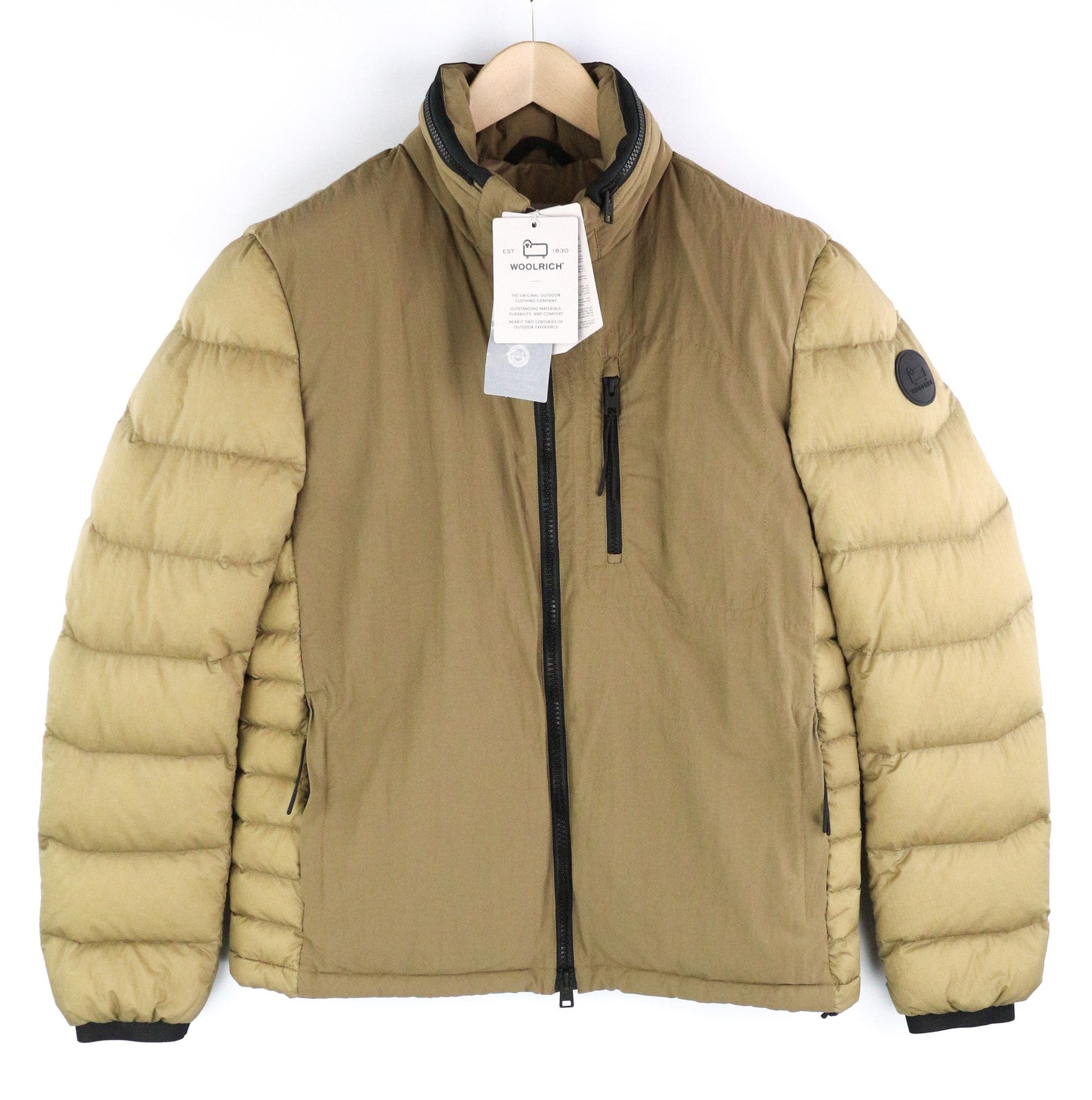 WOOLRICH Chevron Crinkle Down vyriška striukė su ilgomis užtrauktukais, pamušalu ir gobtuvu 