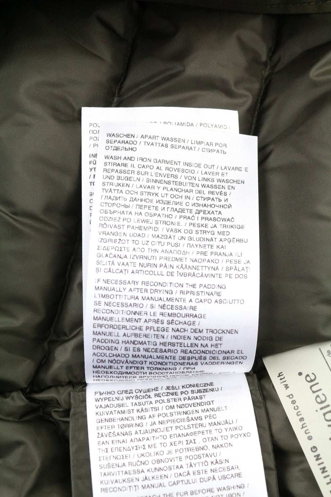 WOOLRICH Bow Bridge Parka moteriška striukė su pūkine striuke, S dydžio, su gobtuvu ir pamušalu bei užtrauktuku. 