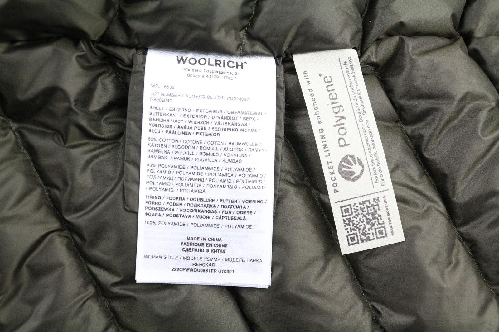 WOOLRICH Bow Bridge Parka moteriška striukė su pūkine striuke, S dydžio, su gobtuvu ir pamušalu bei užtrauktuku. 