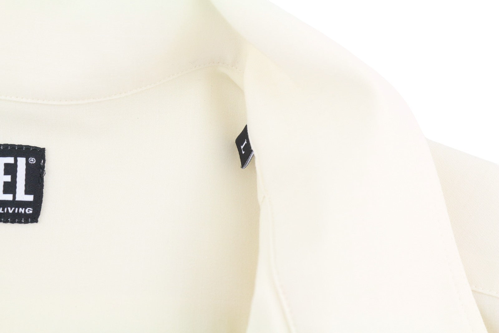 DIESEL S-Wooly vyriški marškinėliai L, balti, vilnos mišinio marškinėliai su įpjova apykakle, sagomis ir uždėtinėmis kišenėmis. 