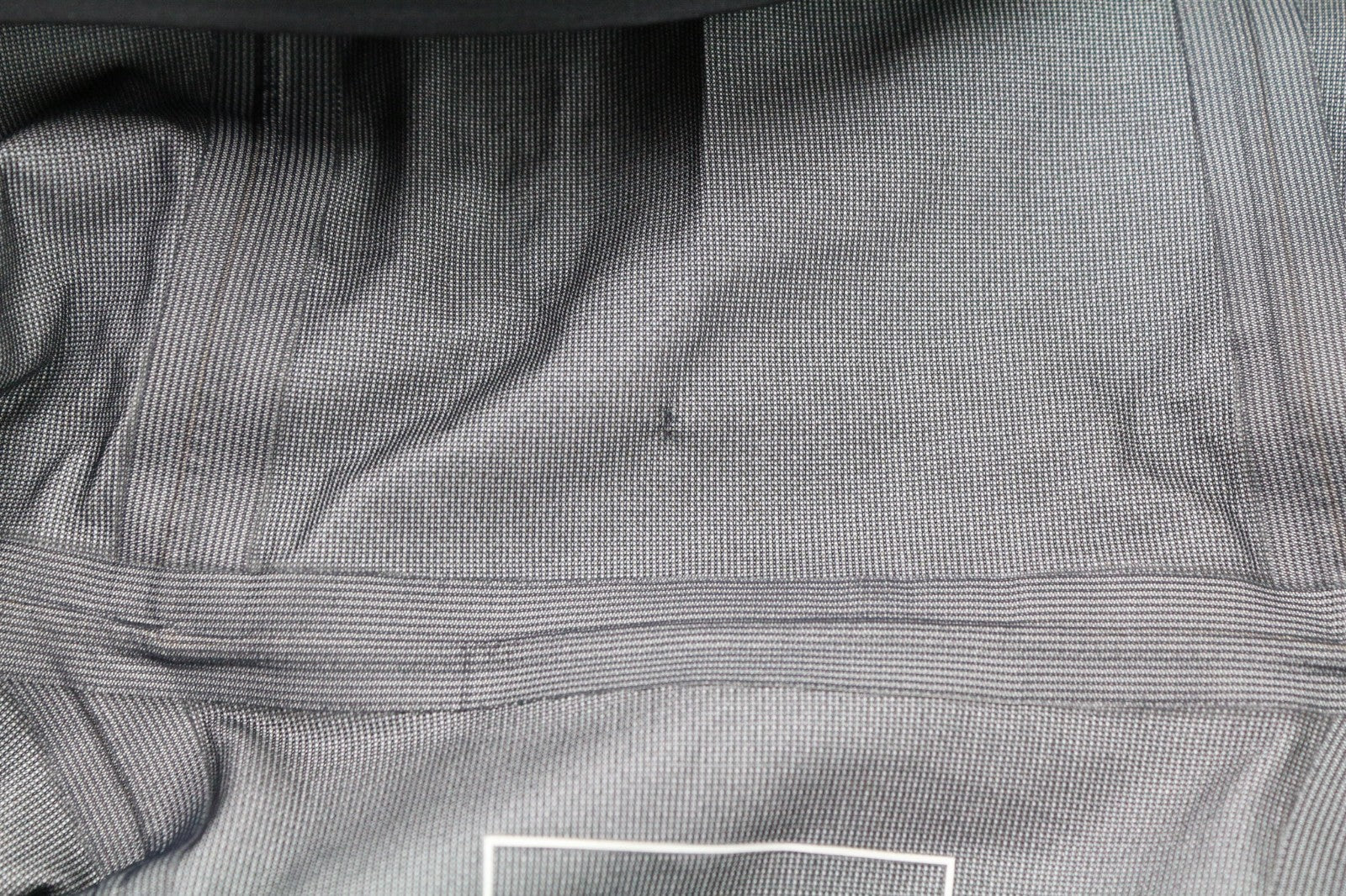 „The North Face“ vyriška „S Future Light“ striukė su gobtuvu, juoda, be pamušalo, sandariomis siūlėmis. 