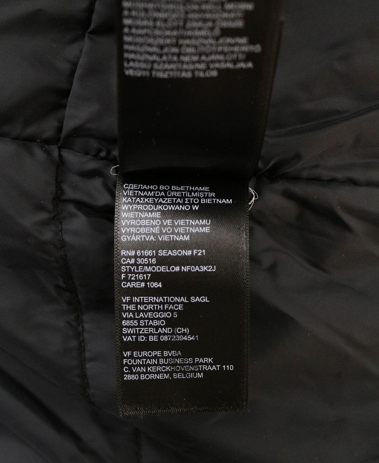 THE NORTH FACE Inlux moteriška L dydžio vandeniui atspari paminkštinta striukė su gobtuvu (RRP249) 