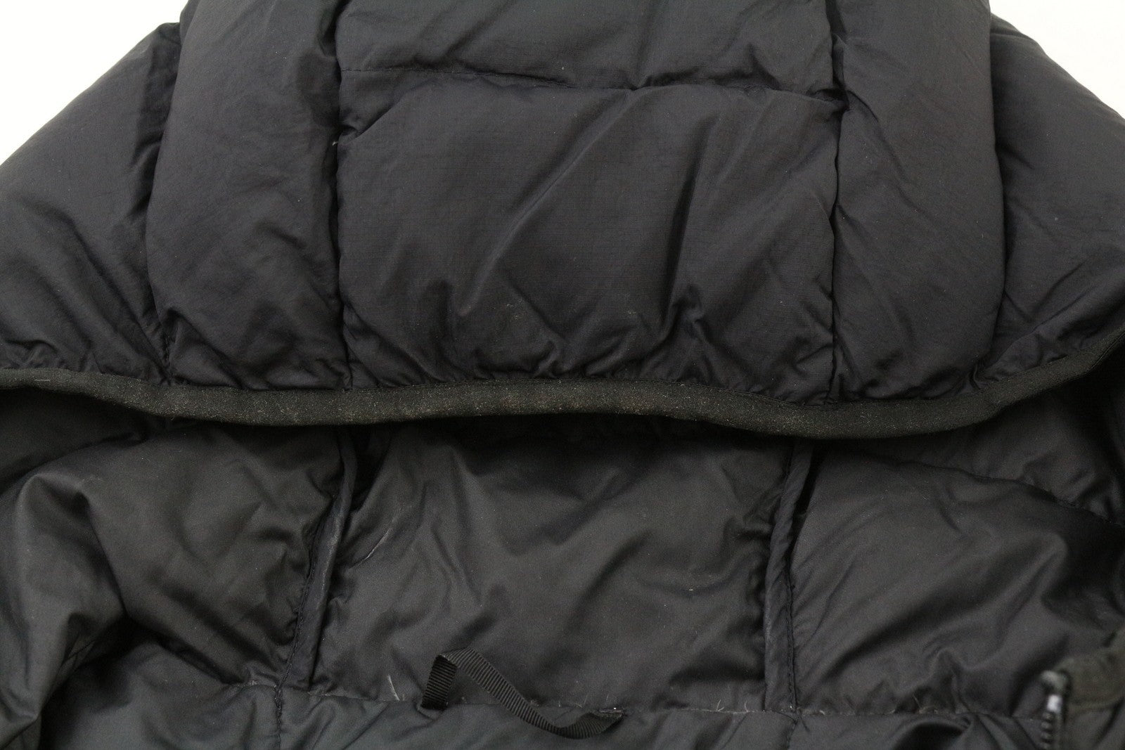 THE NORTH FACE La Paz vyriška pūkinė striukė su gobtuvu M 600, juoda, pašiltinta, RRP220 