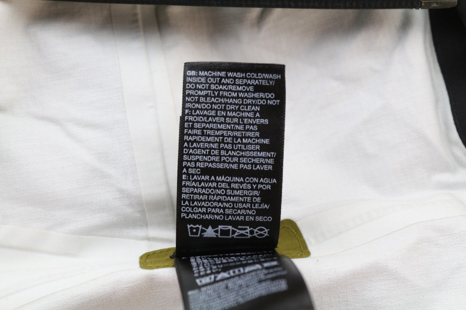 THE NORTH FACE Tente vyriška striukė su gobtuvu L, neperšlampama, kvėpuojanti, „Futurelight“ 