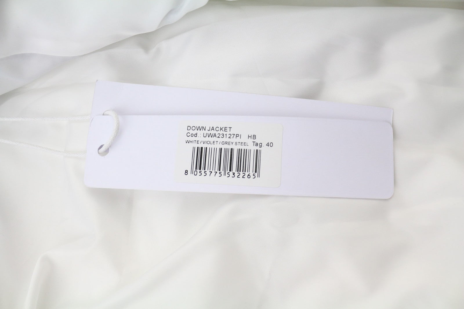 RICHMOND UWA23127PI moteriška balta striukė su gobtuvu, S dydžio, pašiltinta, dygsniuota, su logotipu ir užtrauktuku. 