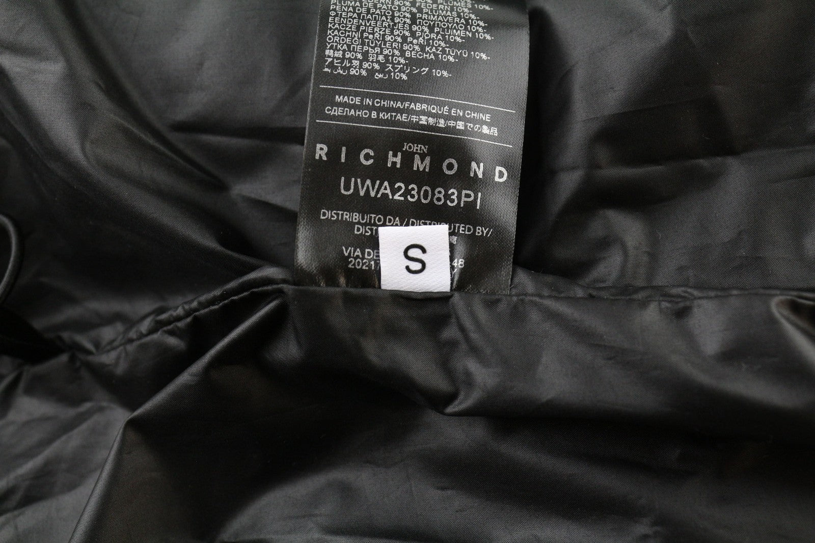 RICHMOND moteriška ilga pūkinė striukė S dydžio, dygsniuota, su gobtuvu, pašiltinta, juoda, pūsta logotipu 