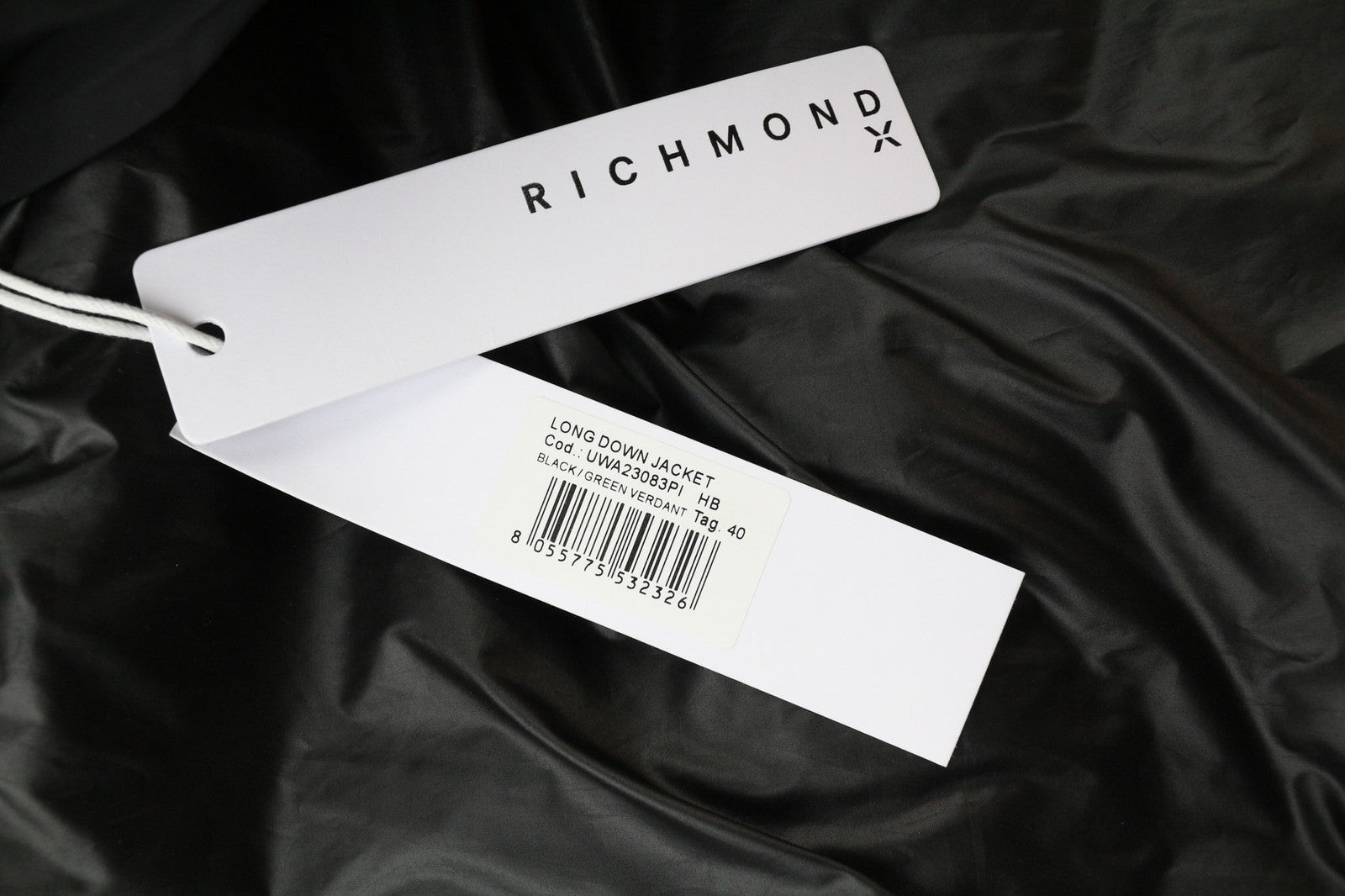 RICHMOND moteriška ilga pūkinė striukė S dydžio, dygsniuota, su gobtuvu, pašiltinta, juoda, pūsta logotipu 