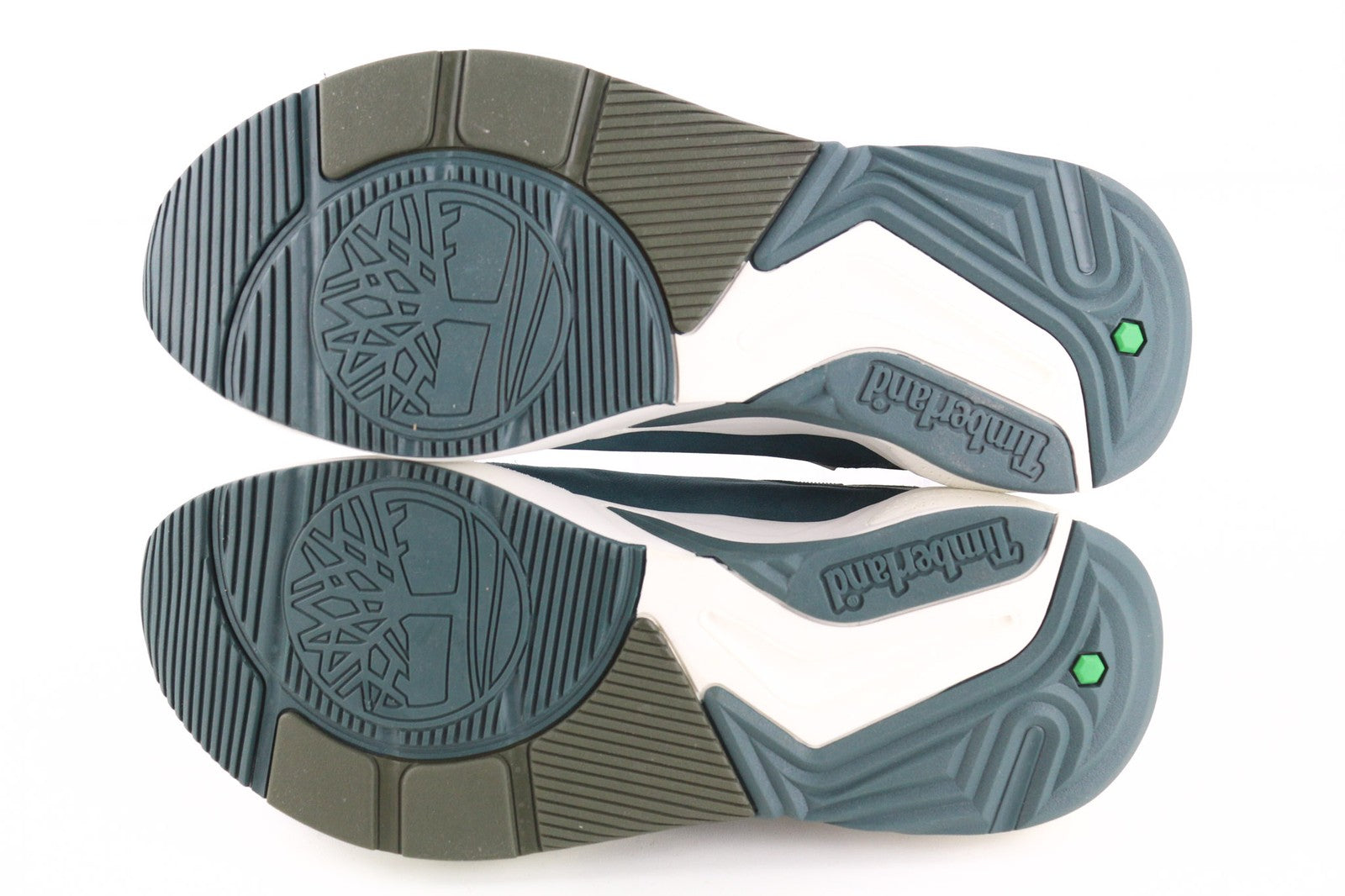 TIMBERLAND A249V moteriški sportbačiai, EU38.5 K5.5, odiniai, migdolų spalvos, žema pado forma, suvarstomi. 