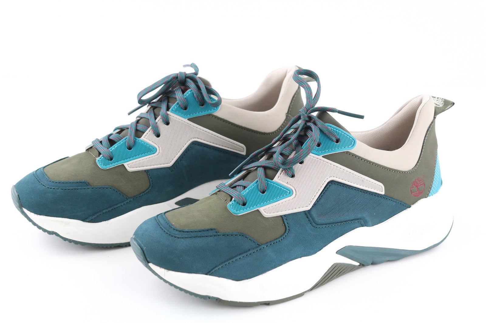 TIMBERLAND A249V moteriški sportbačiai, EU38.5 K5.5, odiniai, migdolų spalvos, žema pado forma, suvarstomi. 