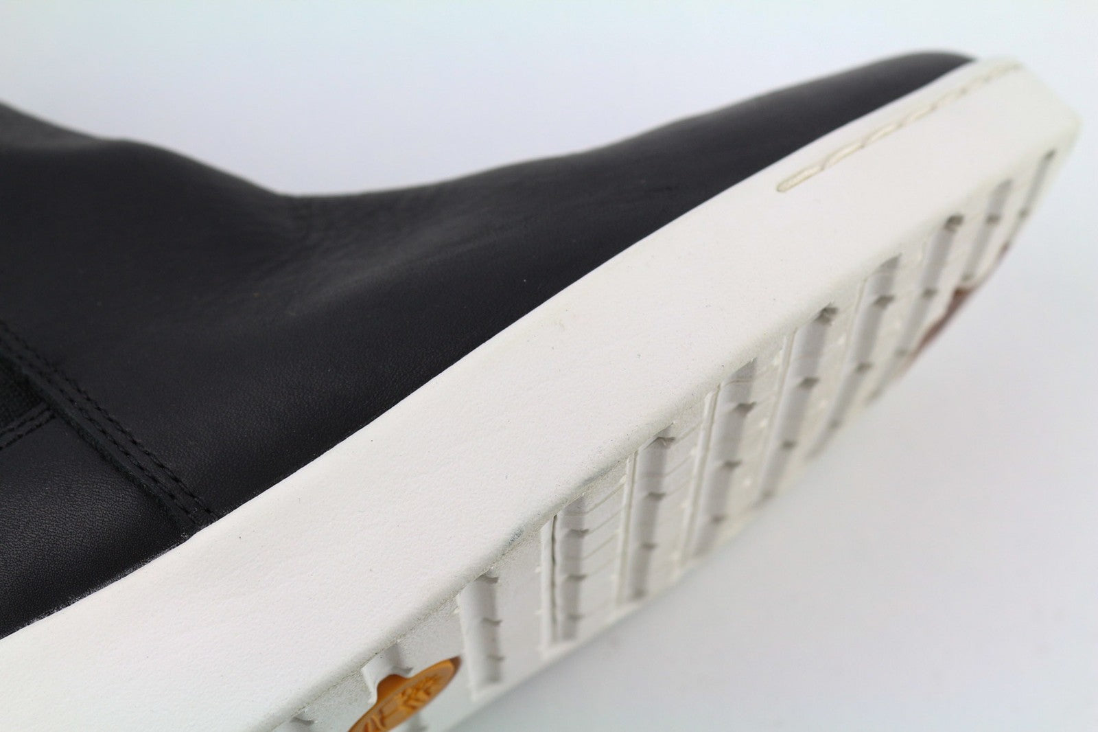 TIMBERLAND A2FUS moteriški juodi odiniai aulinukai su vidutinio aukščio pamušalu, EU40, UK7, migdolų nosimi, ReBOTL 