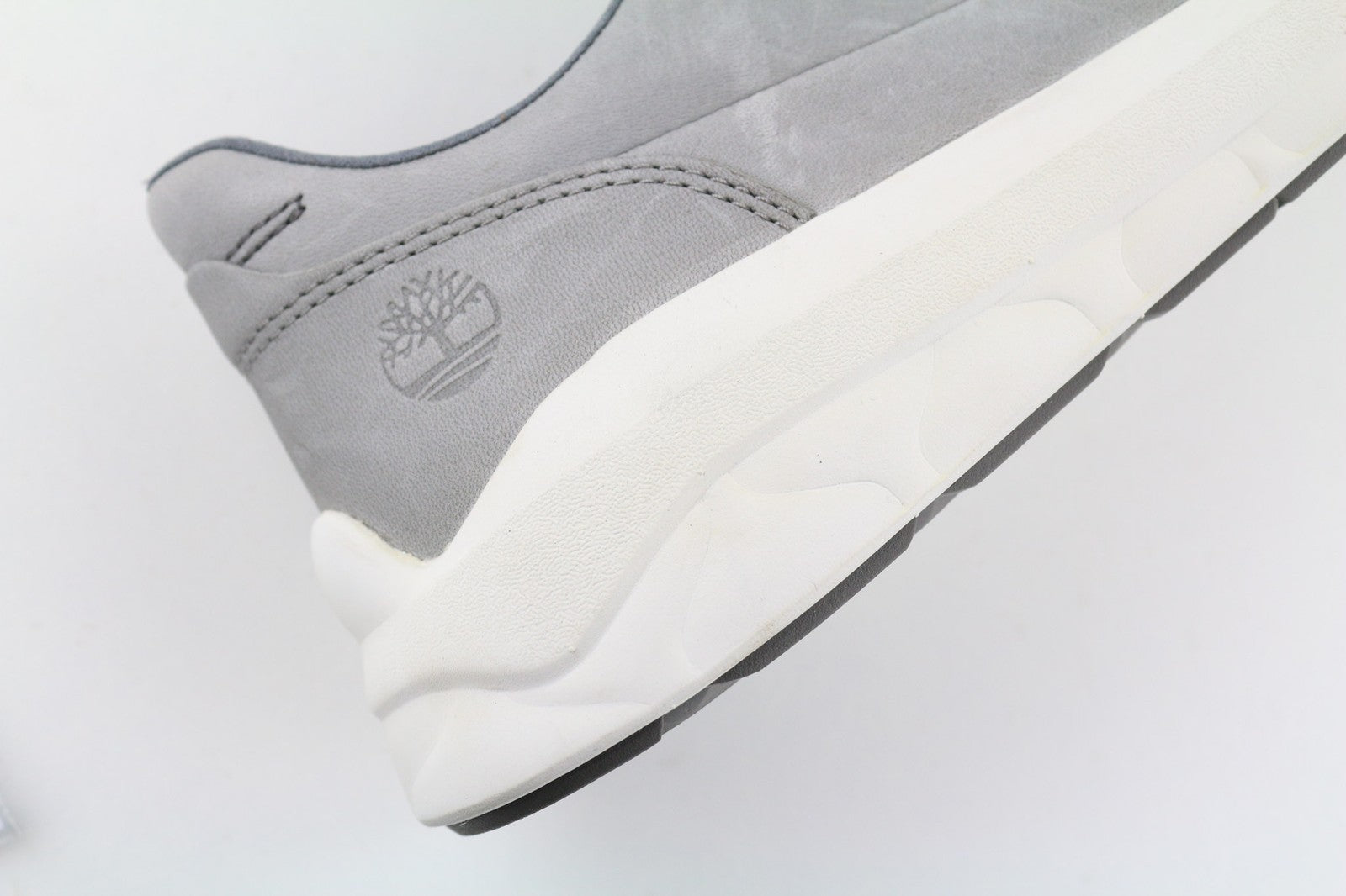 TIMBERLAND A2QA1 vyriški žali sportbačiai su migdolų spalvos pirštais, žemakulniai 