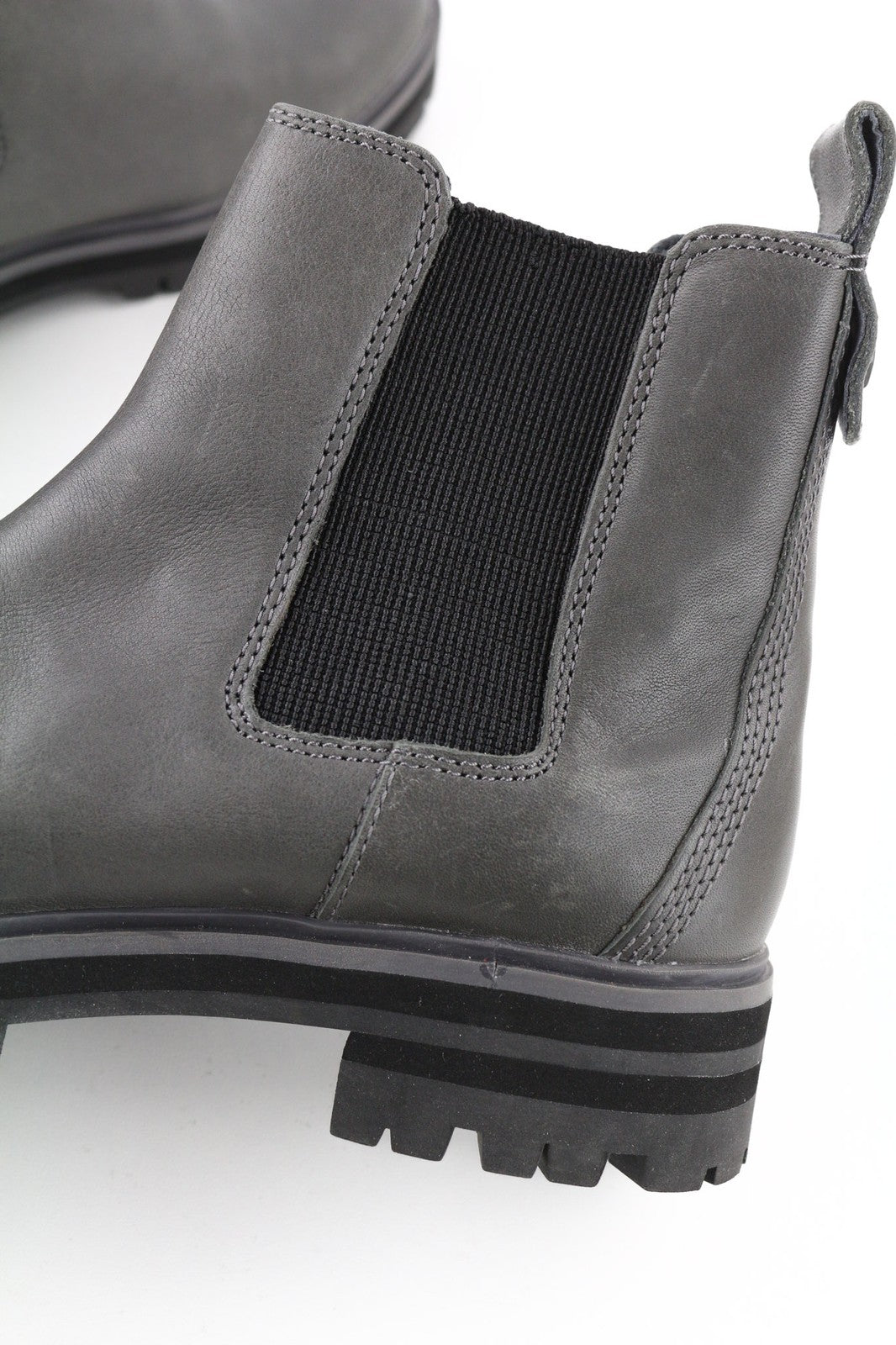 TIMBERLAND A2DY3 moteriški aulinukai „Chelsea“ EU38 UK5 pilkos odos migdolų formos nosys guminės nosies 