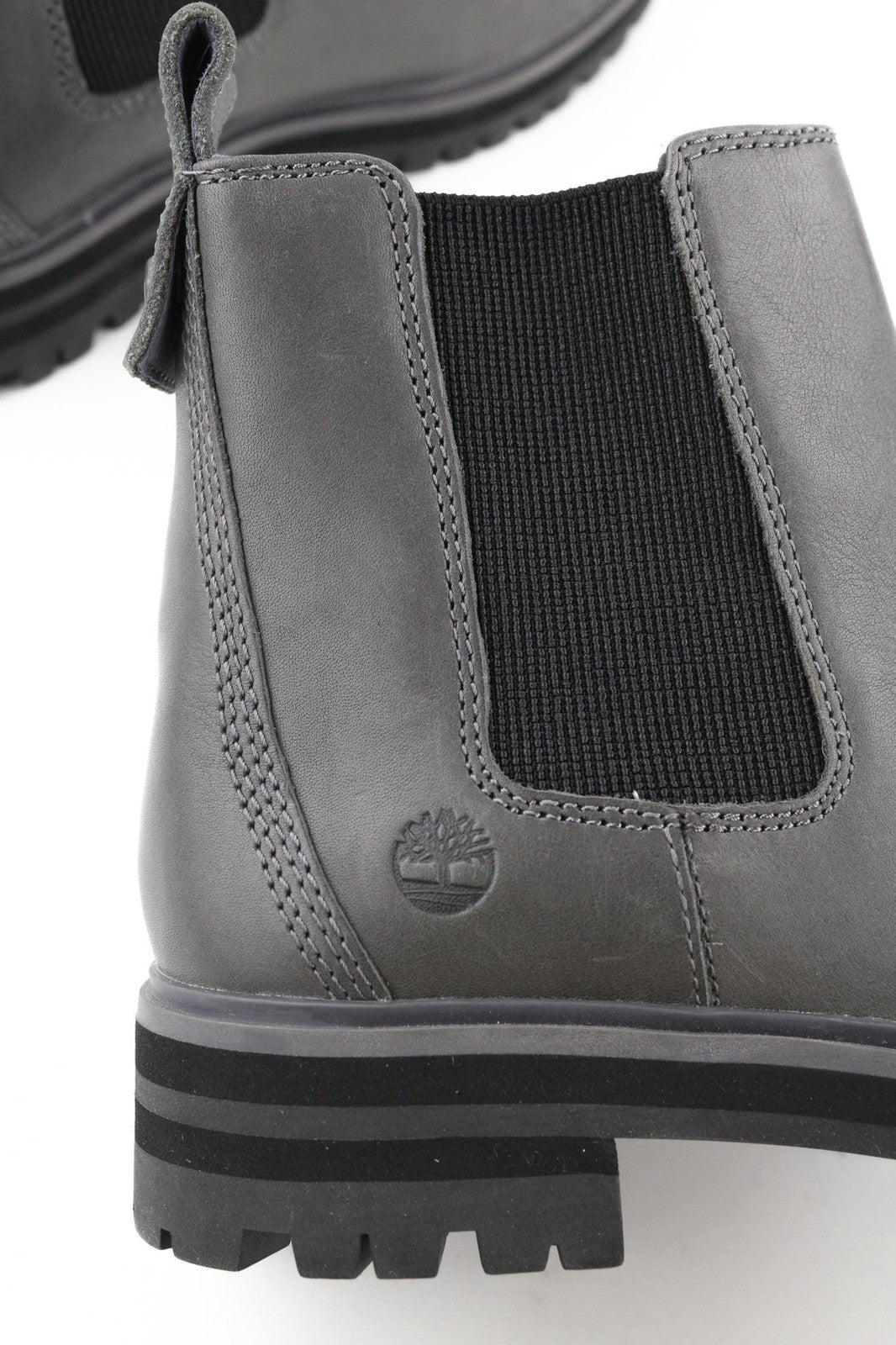 TIMBERLAND A2DY3 moteriški aulinukai „Chelsea“ EU38 UK5 pilkos odos migdolų formos nosys guminės nosies 