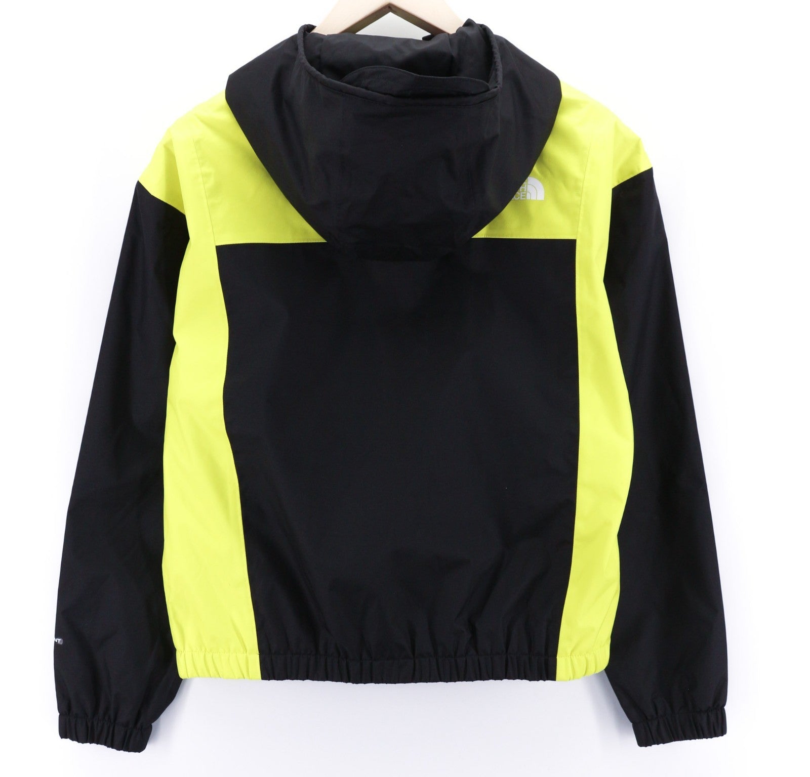 The North Face NF0A493Q moteriški sportbačiai „S Dryvent“, vandeniui ir vėjui atsparūs, kvėpuojantys. 