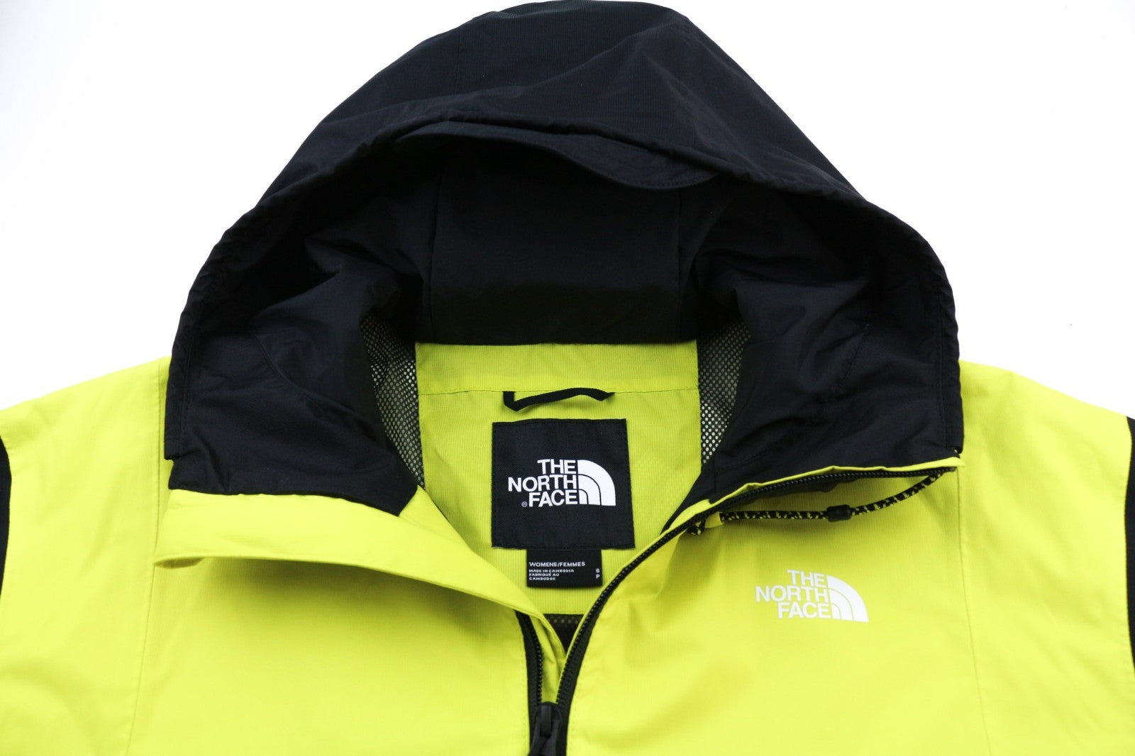 The North Face NF0A493Q moteriški sportbačiai „S Dryvent“, vandeniui ir vėjui atsparūs, kvėpuojantys. 