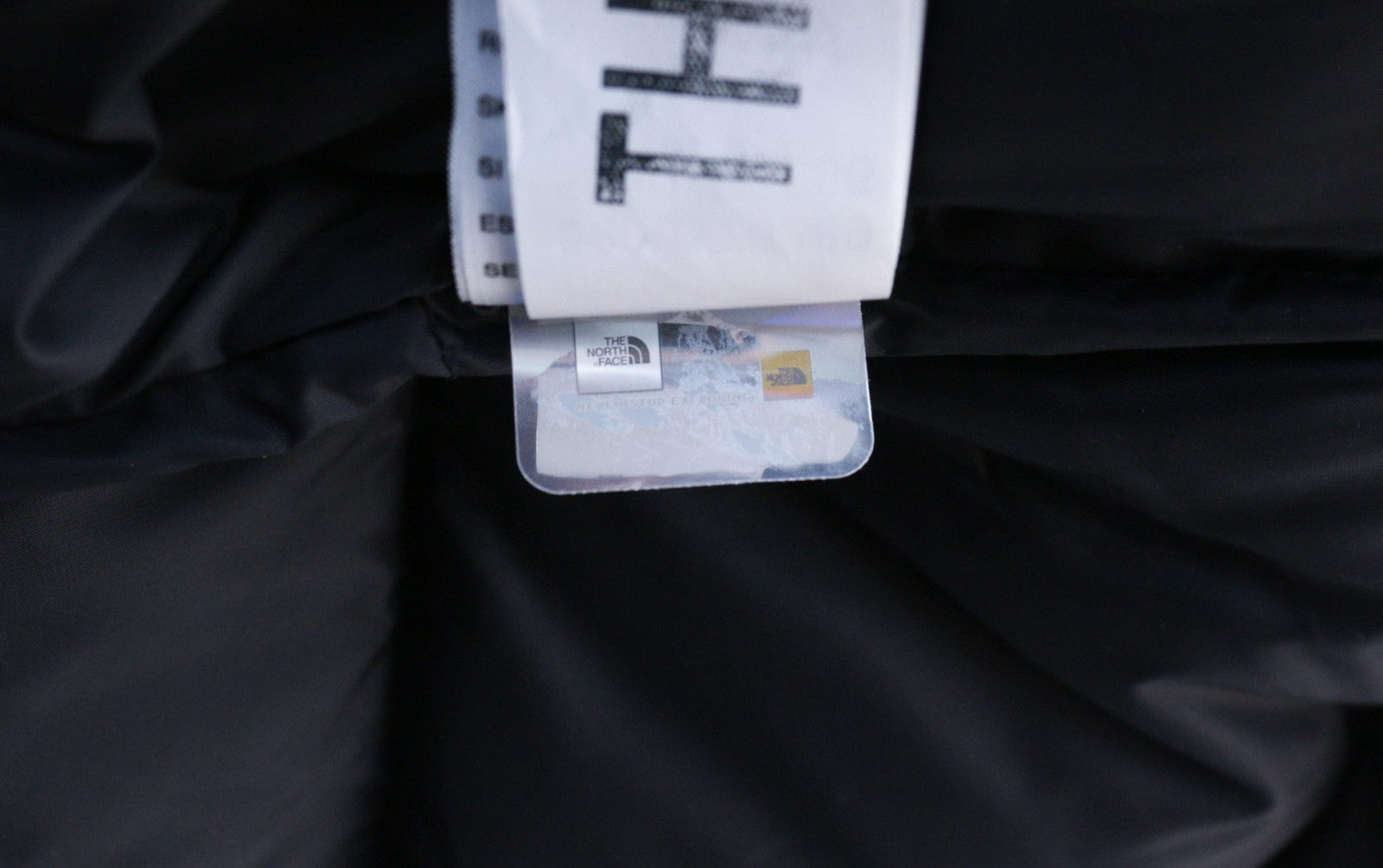 „THE NORTH FACE Diablo Down“ vyriška dygsniuota 700 pūkinė striukė, juoda, S, RRP 350 