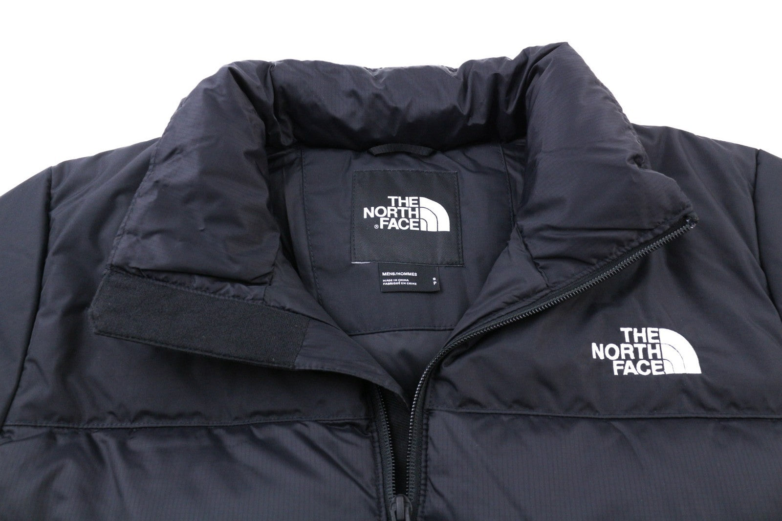 „THE NORTH FACE Diablo Down“ vyriška dygsniuota 700 pūkinė striukė, juoda, S, RRP 350 