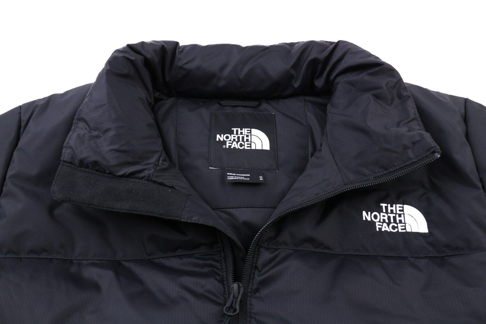 „THE NORTH FACE Diablo Down“ vyriška juoda dygsniuota pūkinė striukė su 700 užpildu, RRP 350 
