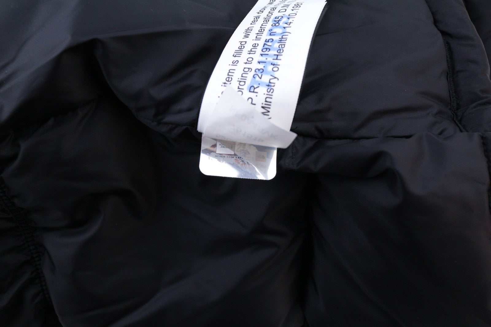 „THE NORTH FACE Diablo Down“ moteriška dygsniuota striukė su 700 užpildų užpildu (rekomenduojama kaina 350 USD) 