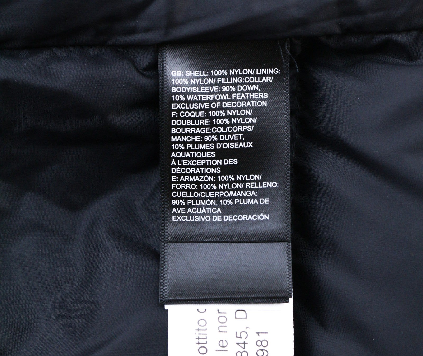 „THE NORTH FACE Diablo Down“ moteriška dygsniuota striukė su 700 užpildų užpildu (rekomenduojama kaina 350 USD) 