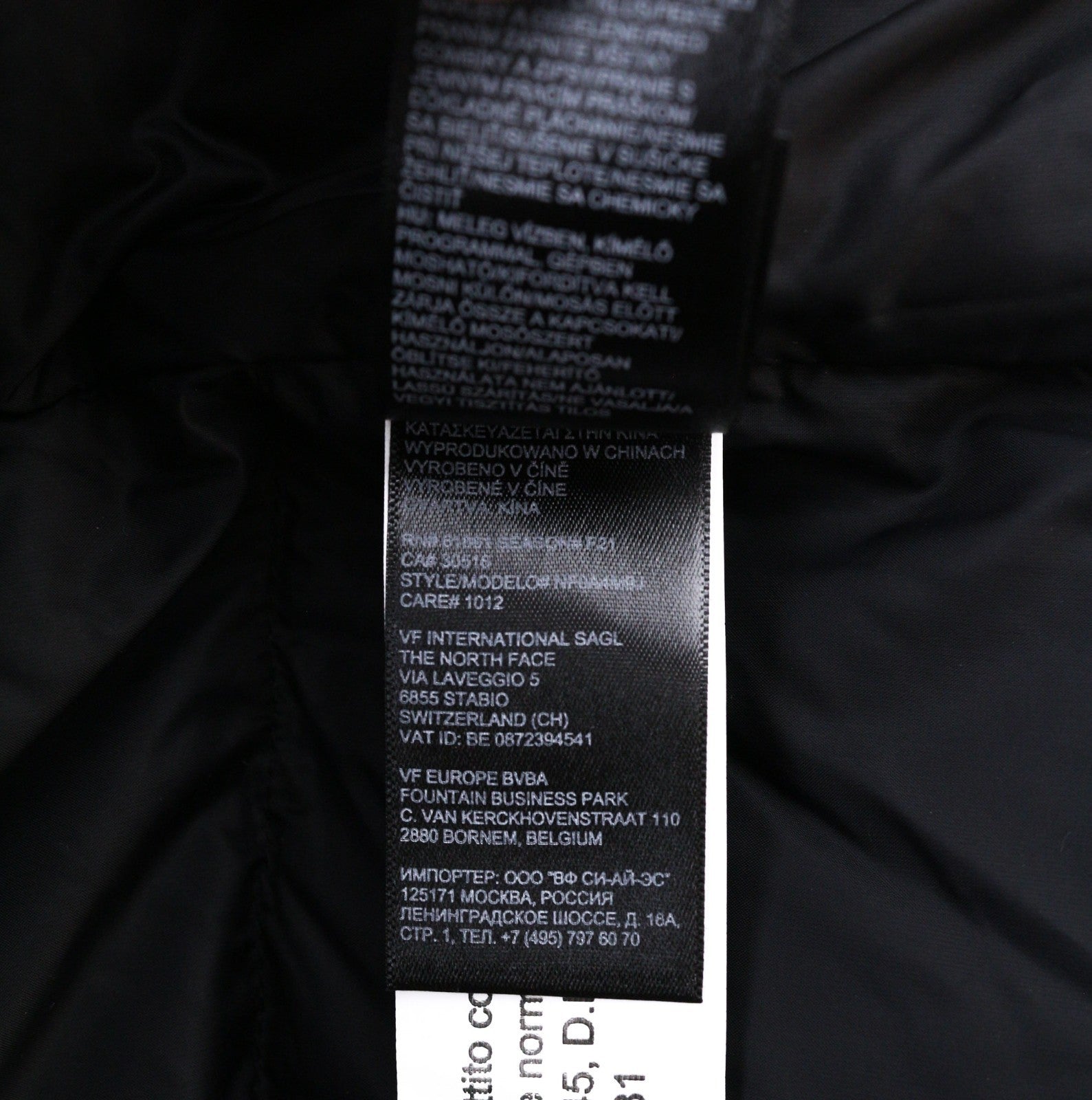 THE NORTH FACE Diablo Down vyriška dygsniuota pūkinė striukė, L dydžio, juoda, 700 fill, RRP 350 