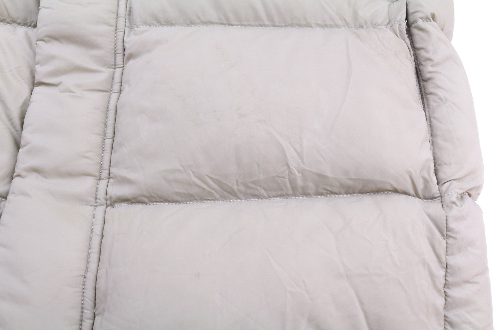 THE NORTH FACE NF0A5GDF Vyriška pūkinė striukė su gobtuvu S dydžio, su 700 fill užpildu, šviesiai ruda, su pamušalu 