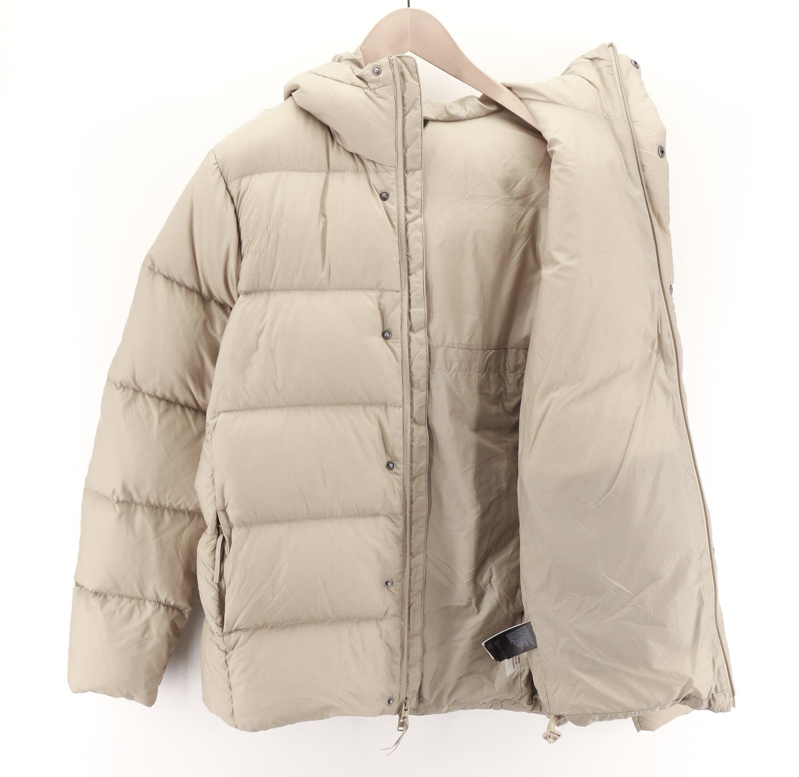 THE NORTH FACE NF0A5GDF Vyriška pūkinė striukė su gobtuvu S dydžio, su 700 fill užpildu, šviesiai ruda, su pamušalu 