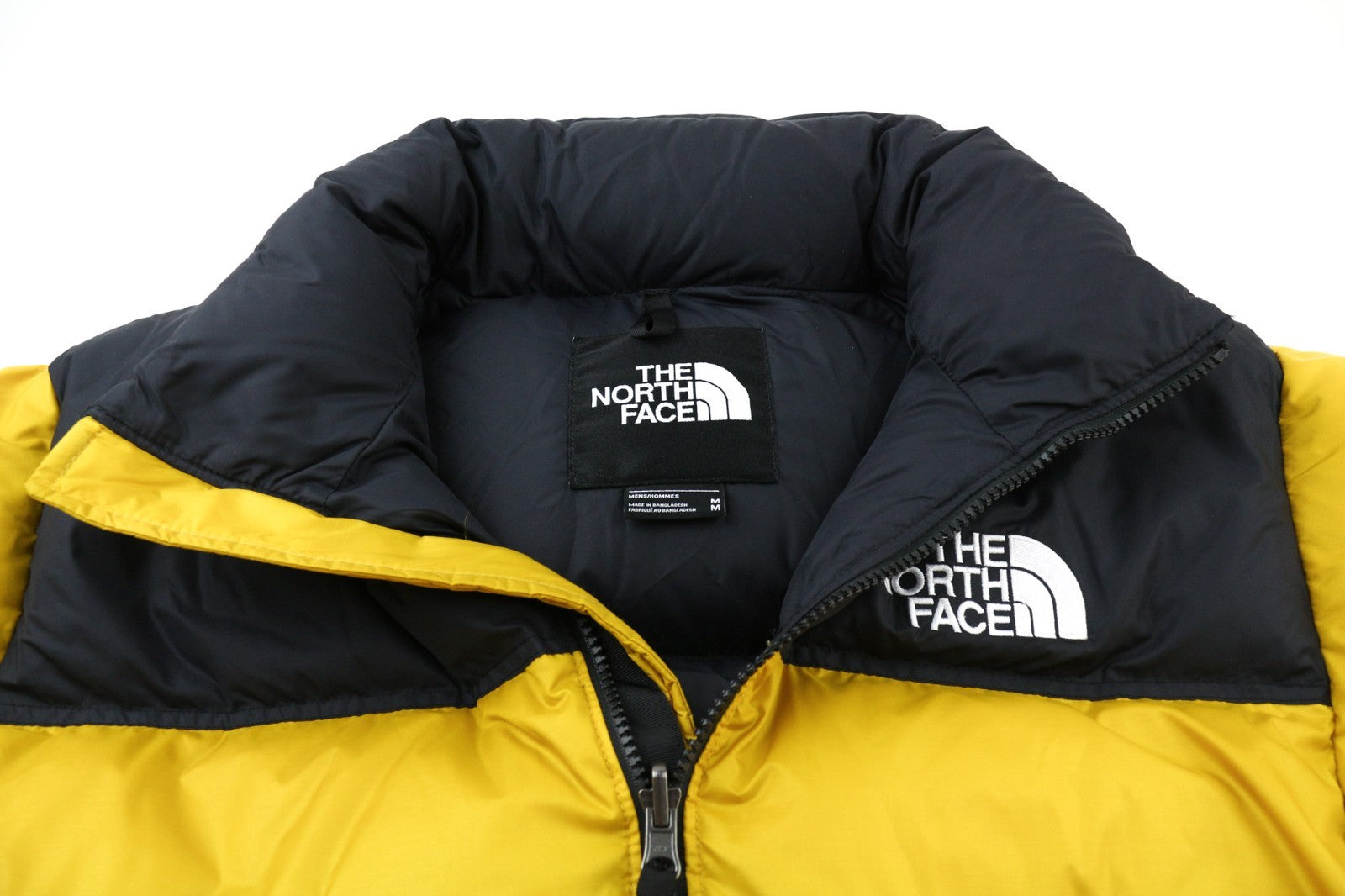 „The North Face 1996 Retro Nuptse“ vyriška pūkinė striukė M 700 su izoliuotu pamušalu ir kaklu. 