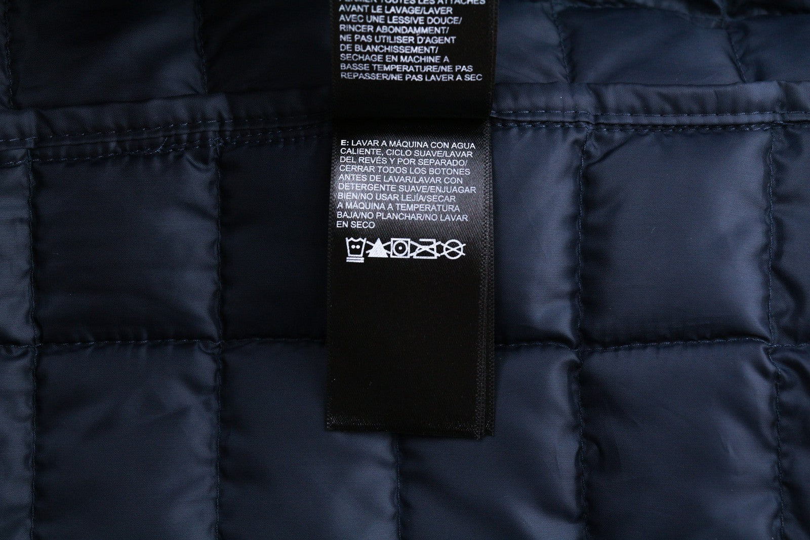 THE NORTH FACE T93Y3N vyriška XL dydžio „Thermoball“ ekologiška izoliuota striukė su mėlyna užtrauktuku, RRP199 