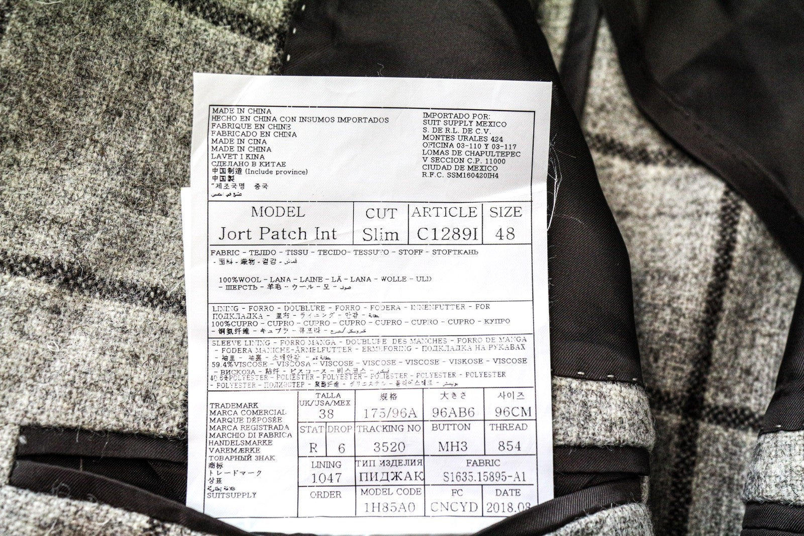 „SUITSUPPLY Jort Patch“ vyriškas švarkas, 38R languotas, rudas, plonas, vieneilis 