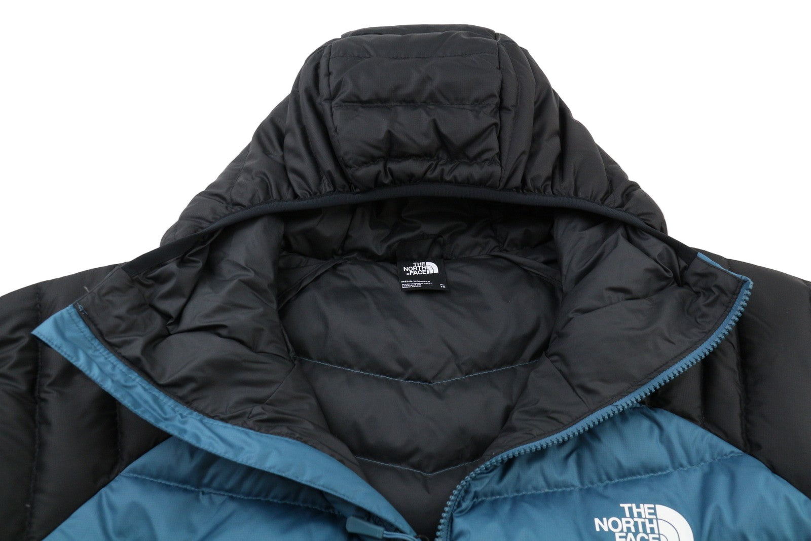 „THE NORTH FACE Hometown“ vyriška pūkinė striukė su gobtuvu XL 550, kurios kaina – 270 USD 