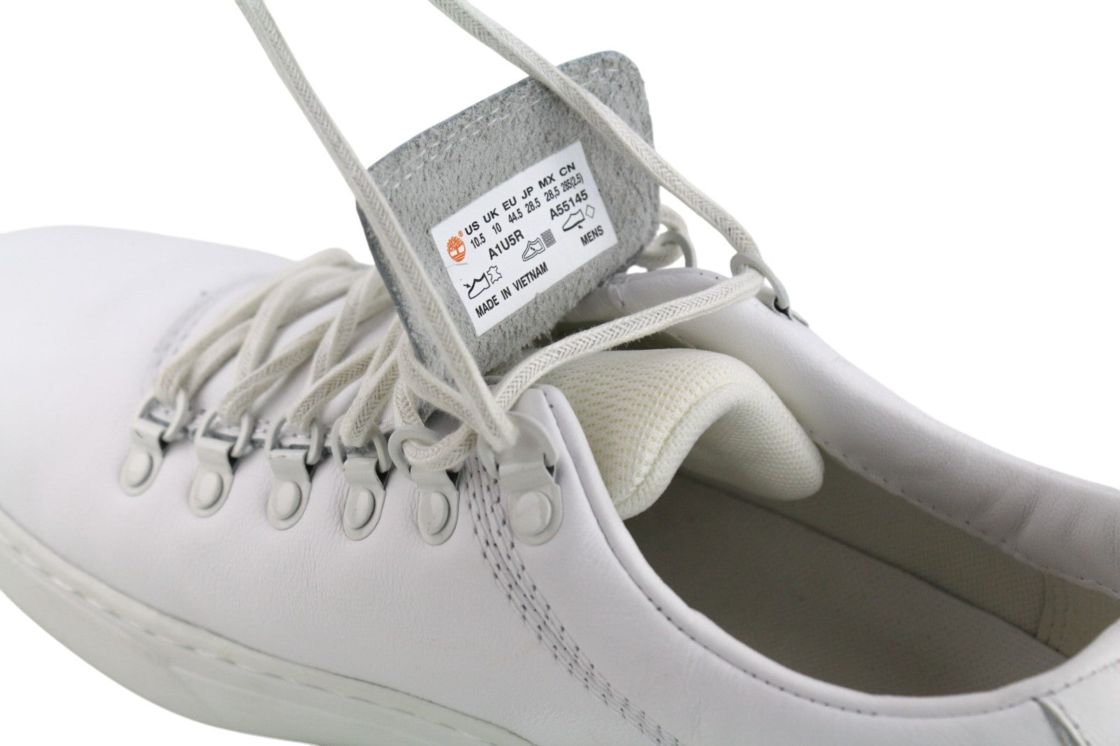 TIMBERLAND vyriški sportbačiai EU44.5 UK10 balti odiniai su raišteliais, žemi viršutiniai apvalios nosies. 