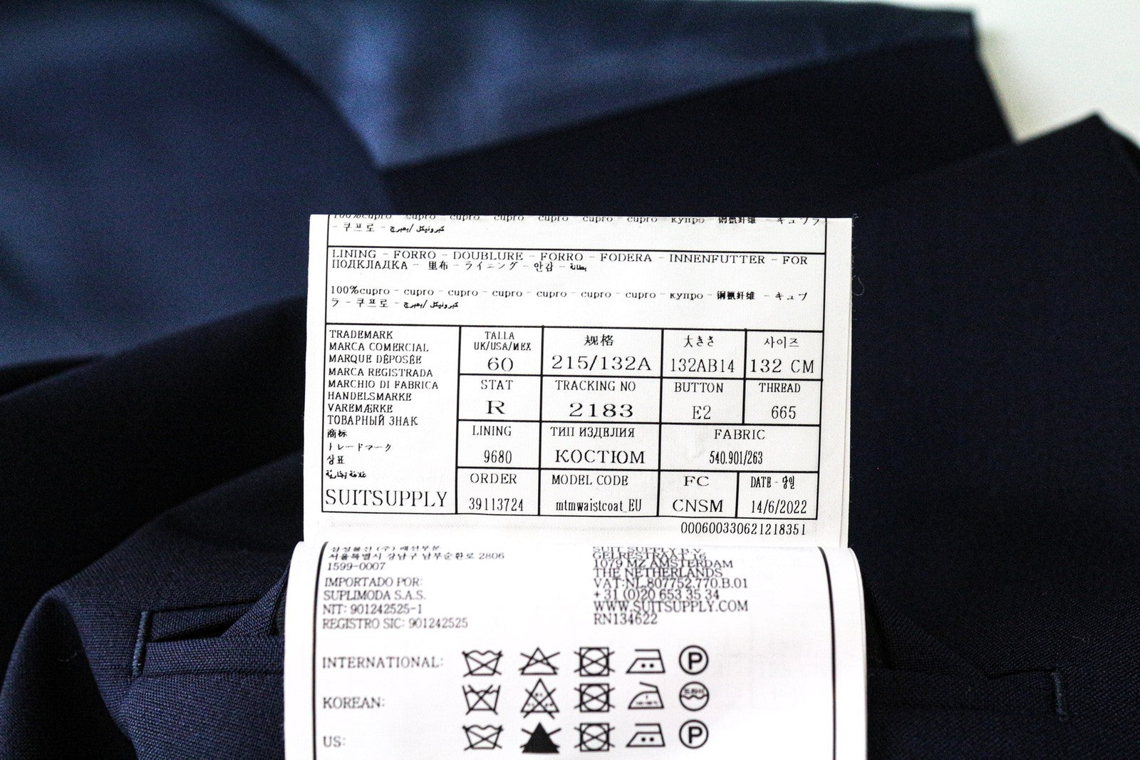 SUITSUPPLY Ferrara vyriška liemenė UK60R mėlyna plona vilnonė V formos iškirpte su sagomis 