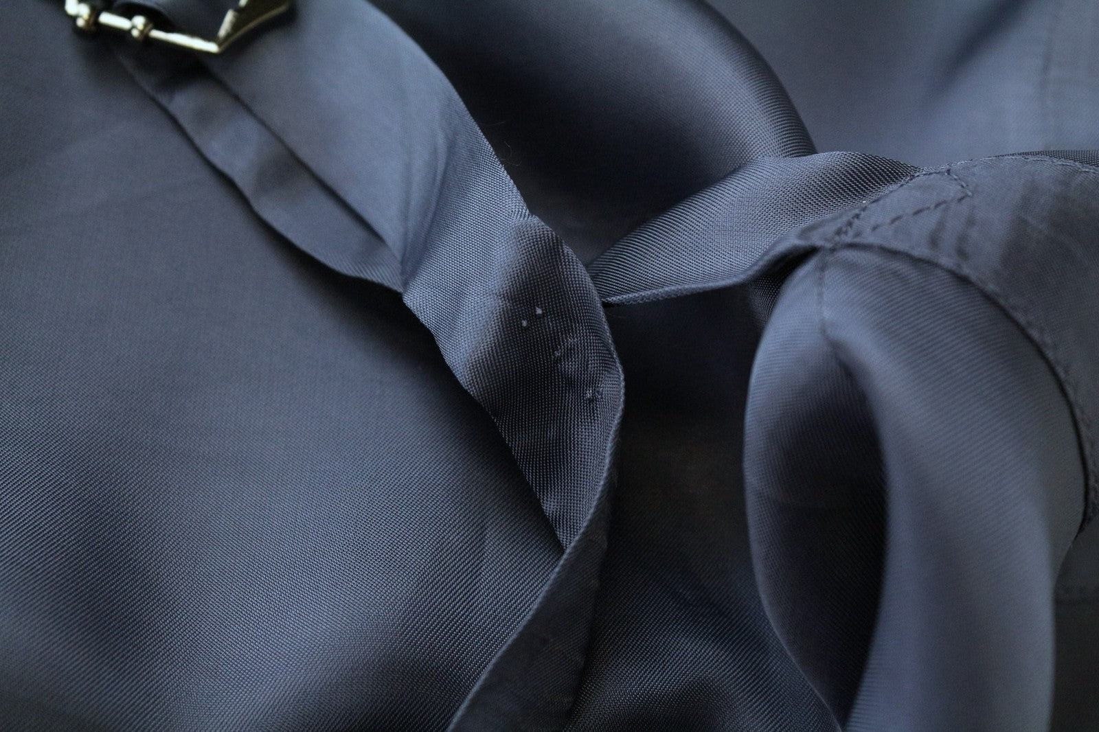 SUITSUPPLY Ferrara vyriška liemenė UK60R mėlyna plona vilnonė V formos iškirpte su sagomis 