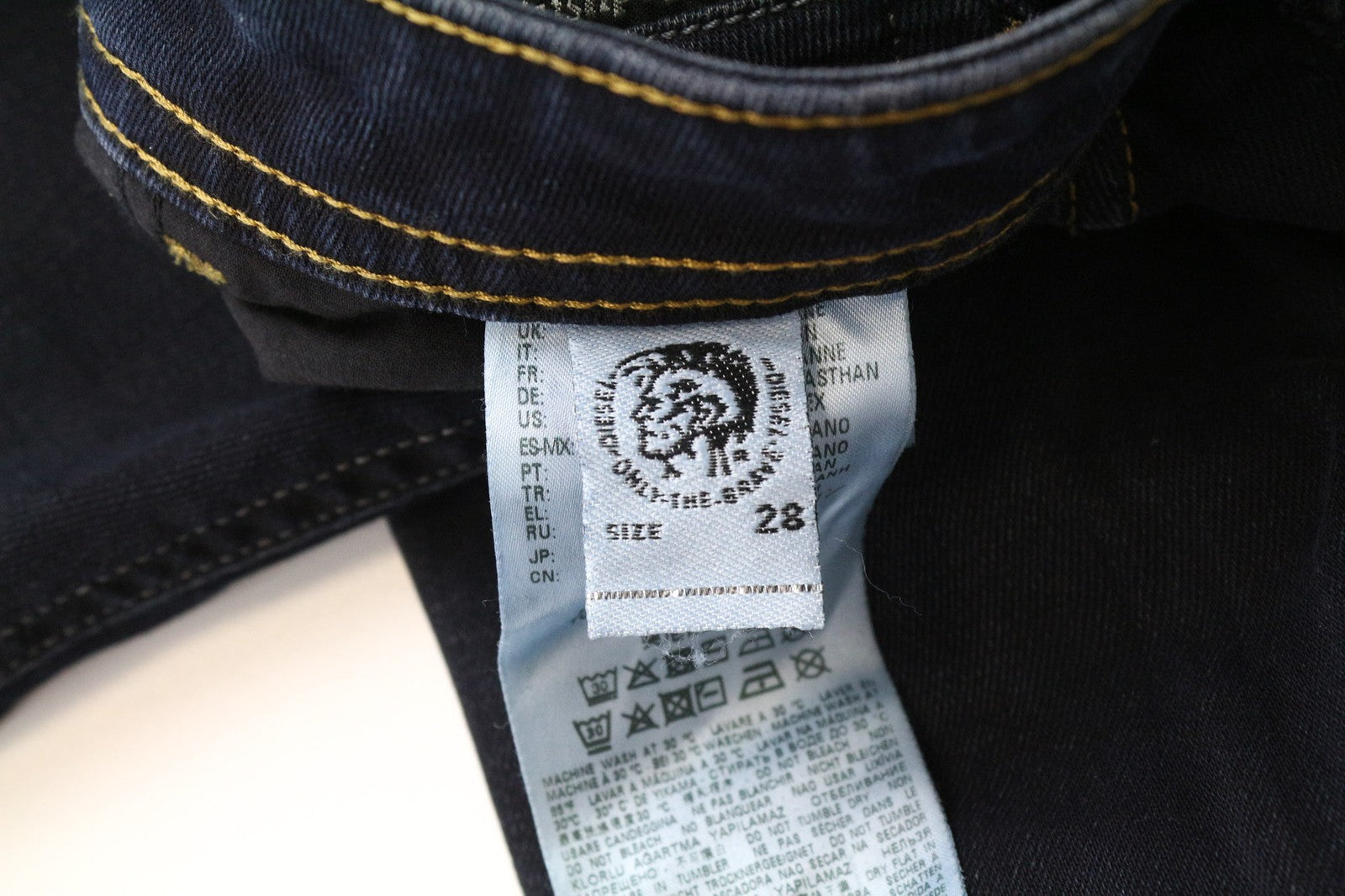 DIESEL Thommer 069GM vyriški džinsai W28/L32 mėlyni, aptempti, tamprūs, su defektais užtrauktuku 