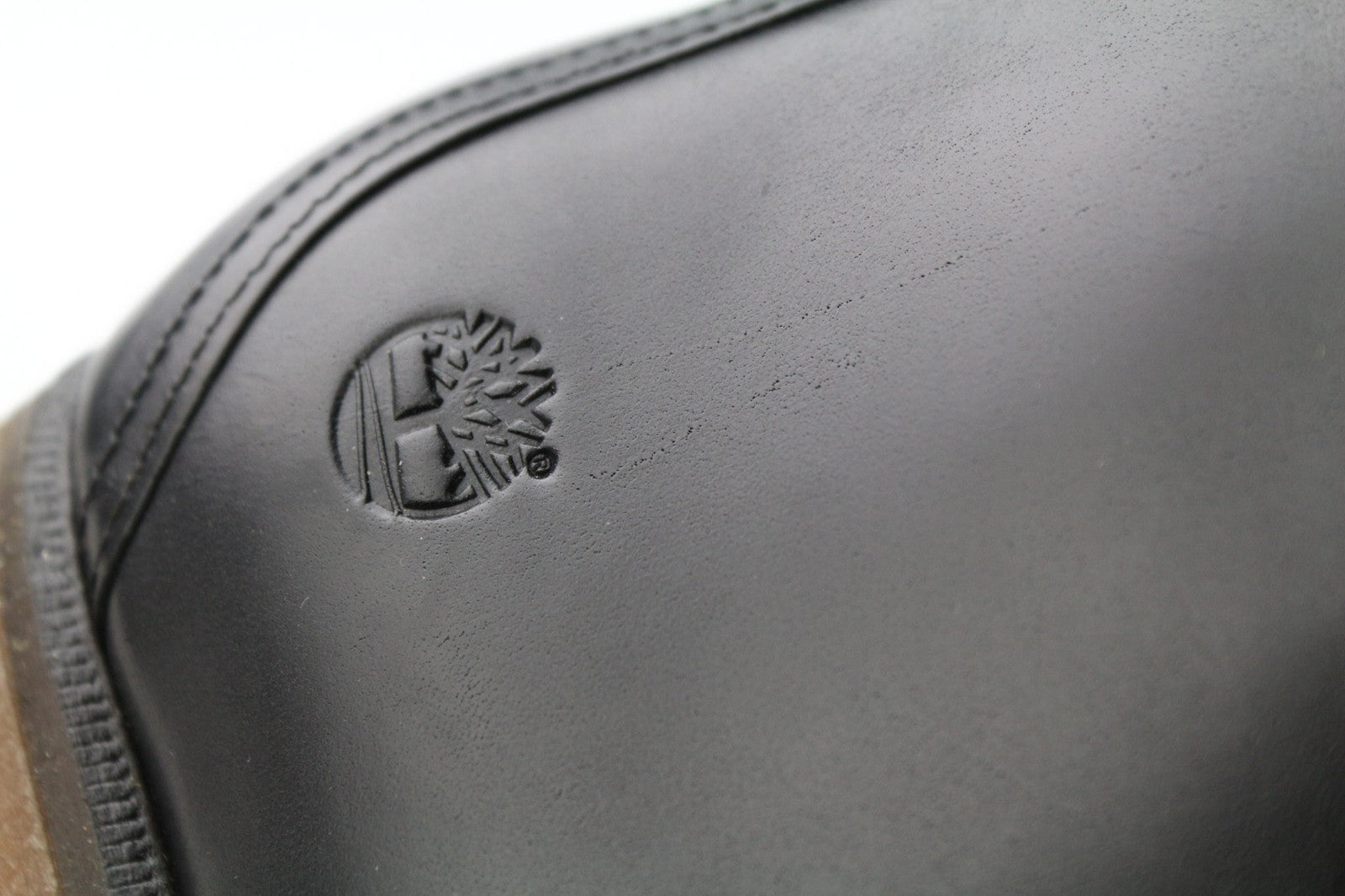 TIMBERLAND A2JK7 moteriški aulinukai, EU41.5, UK7.5, juodi, odiniai, su raišteliais ir užtrauktuku, blizgūs. 