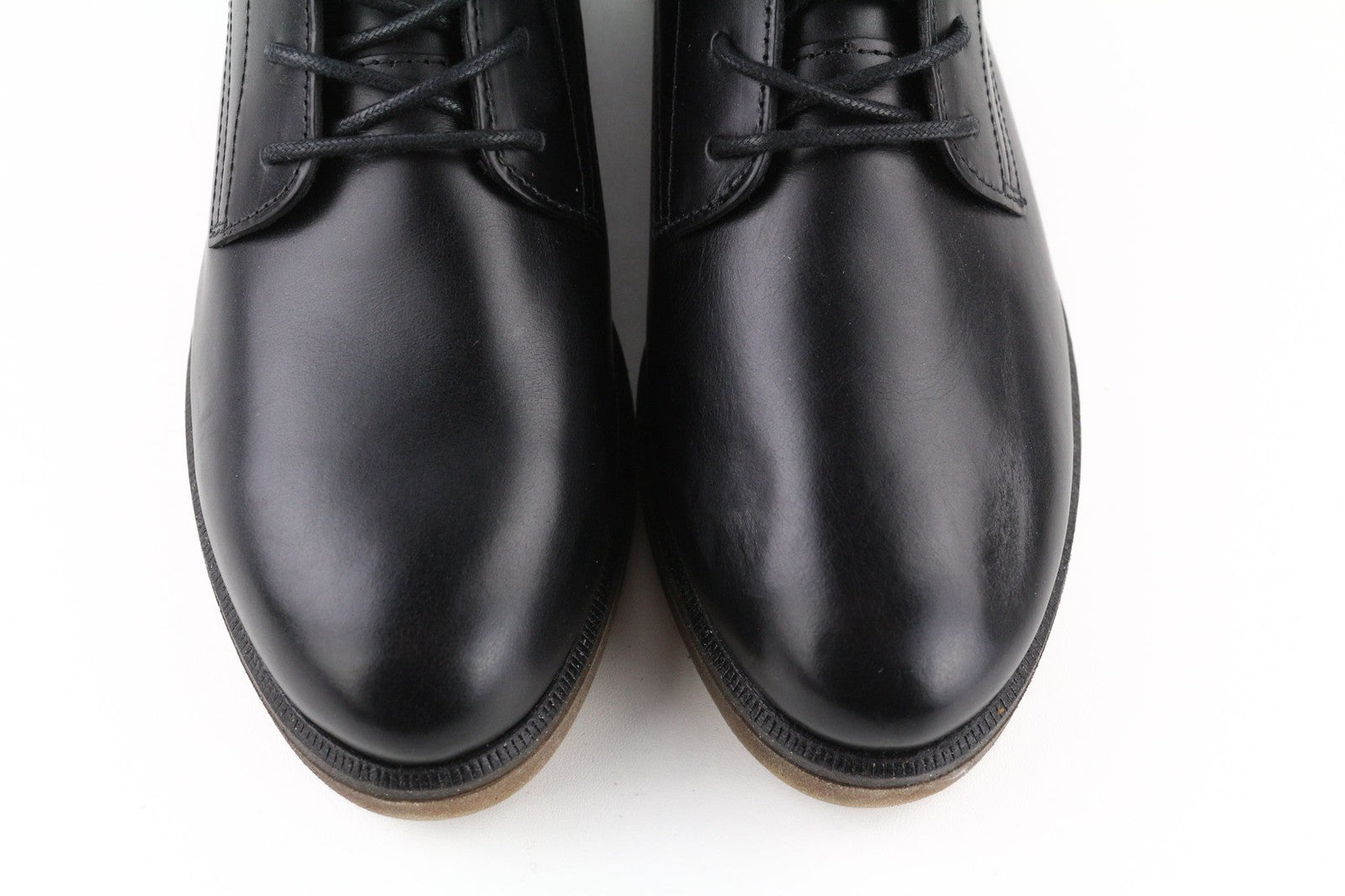 TIMBERLAND A2JK7 moteriški aulinukai, EU41.5, UK7.5, juodi, odiniai, su raišteliais ir užtrauktuku, blizgūs. 