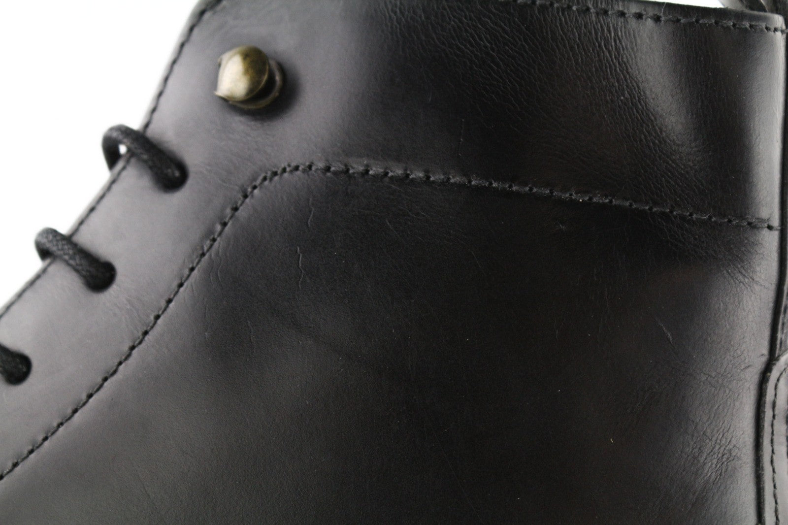 TIMBERLAND A2JK7 moteriški aulinukai, EU41.5, UK7.5, juodi, odiniai, su raišteliais ir užtrauktuku, blizgūs. 