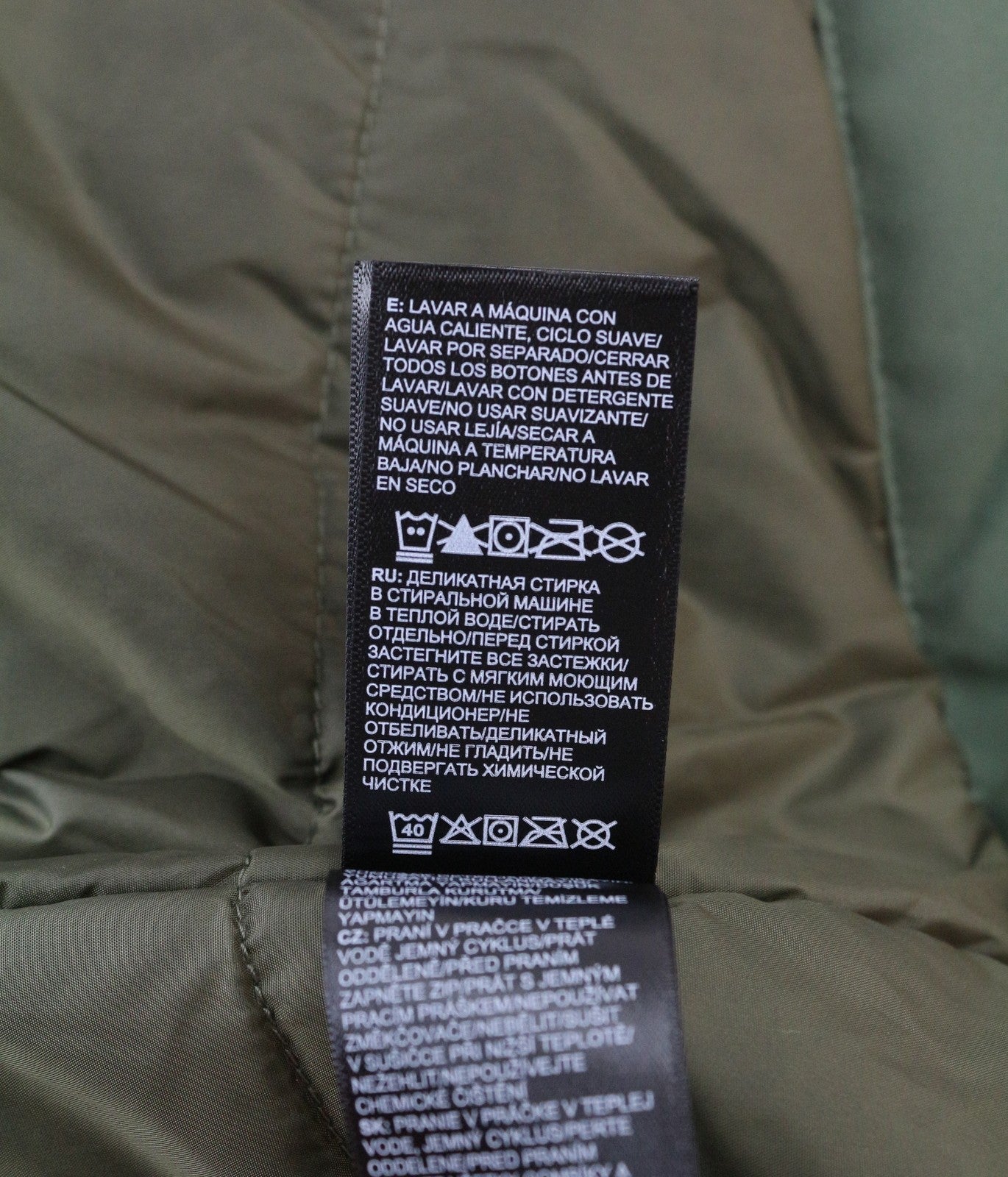 „THE NORTH FACE Inlux“ moteriška XS dydžio neperšlampama striukė su pamušalu ir gobtuvu, žalia 