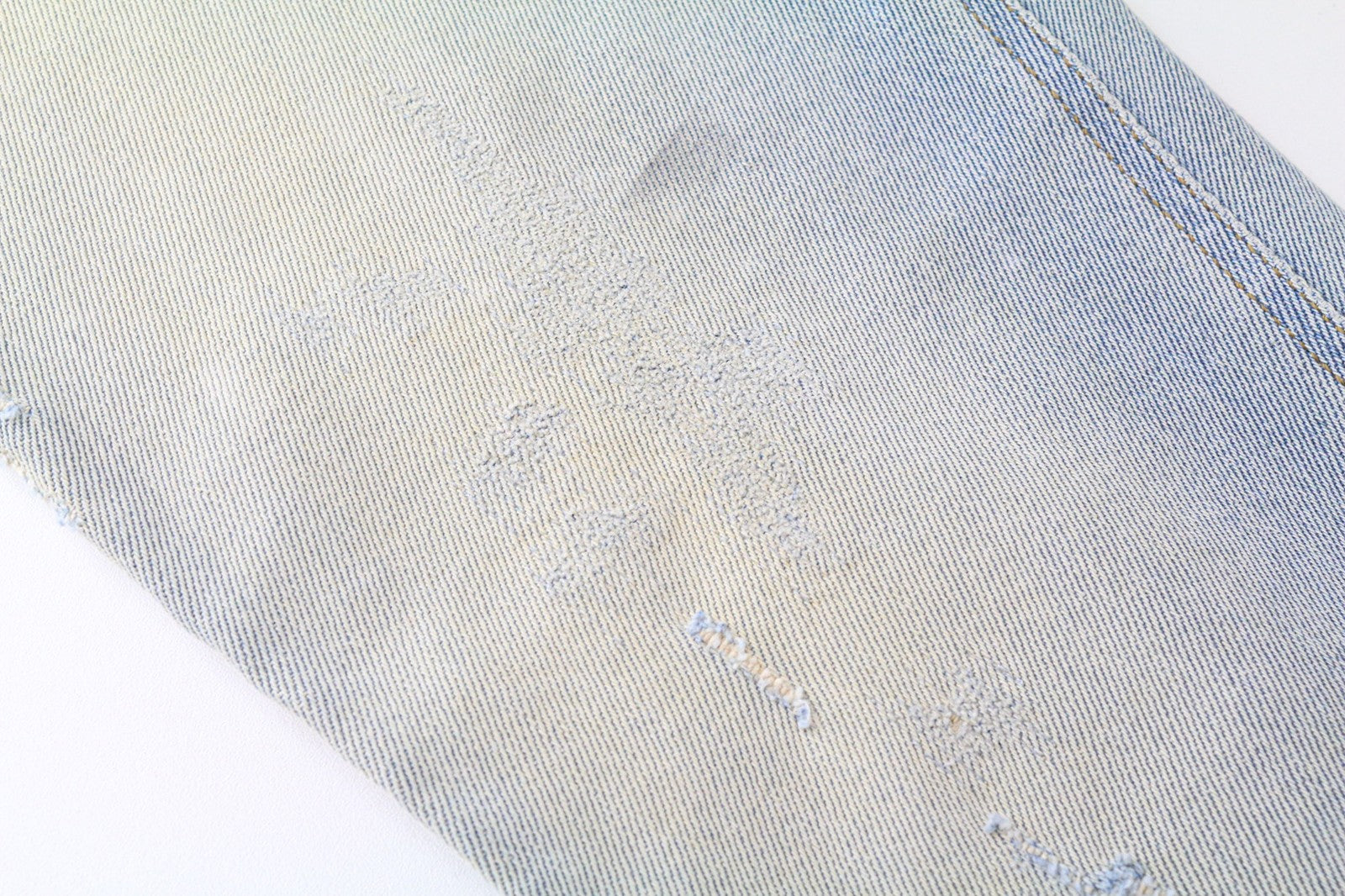 DIESEL D-Eetar 081AK vyriški džinsai W28/L32 mėlyni, tamprūs, morkų spalvos, siaurėjantys, apgailėtini. 