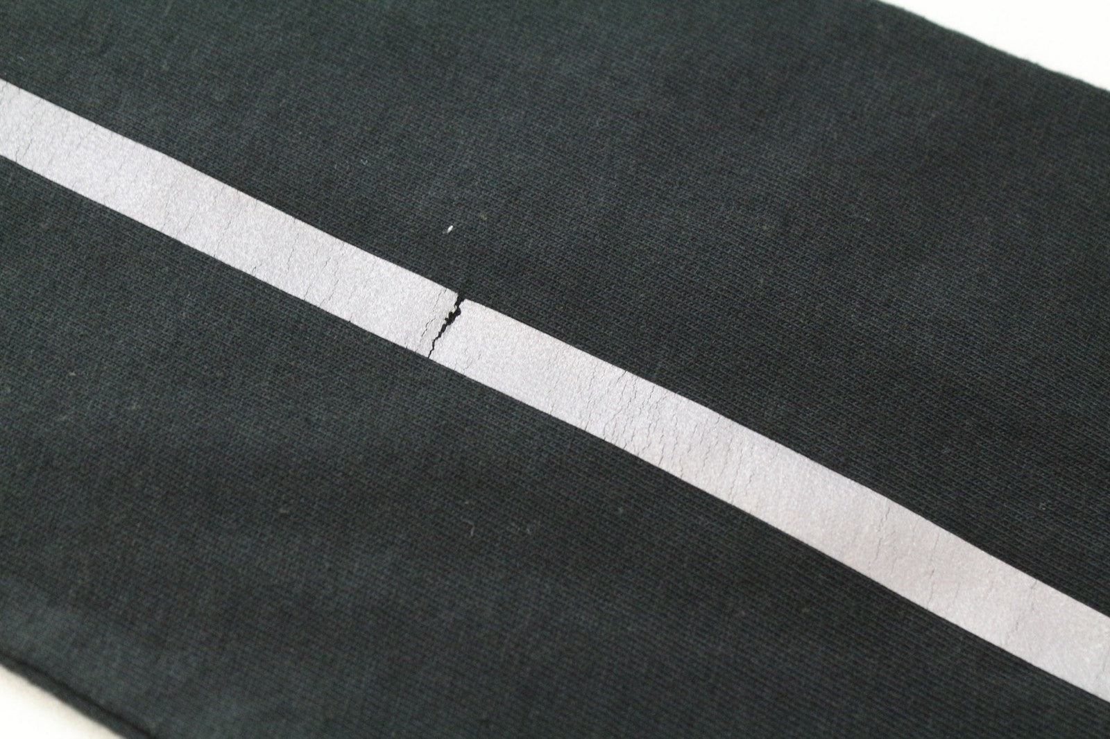 TUCANO URBANO T-TU moteriški marškinėliai XS, juodi, su paspirtuku ir V formos iškirpte 