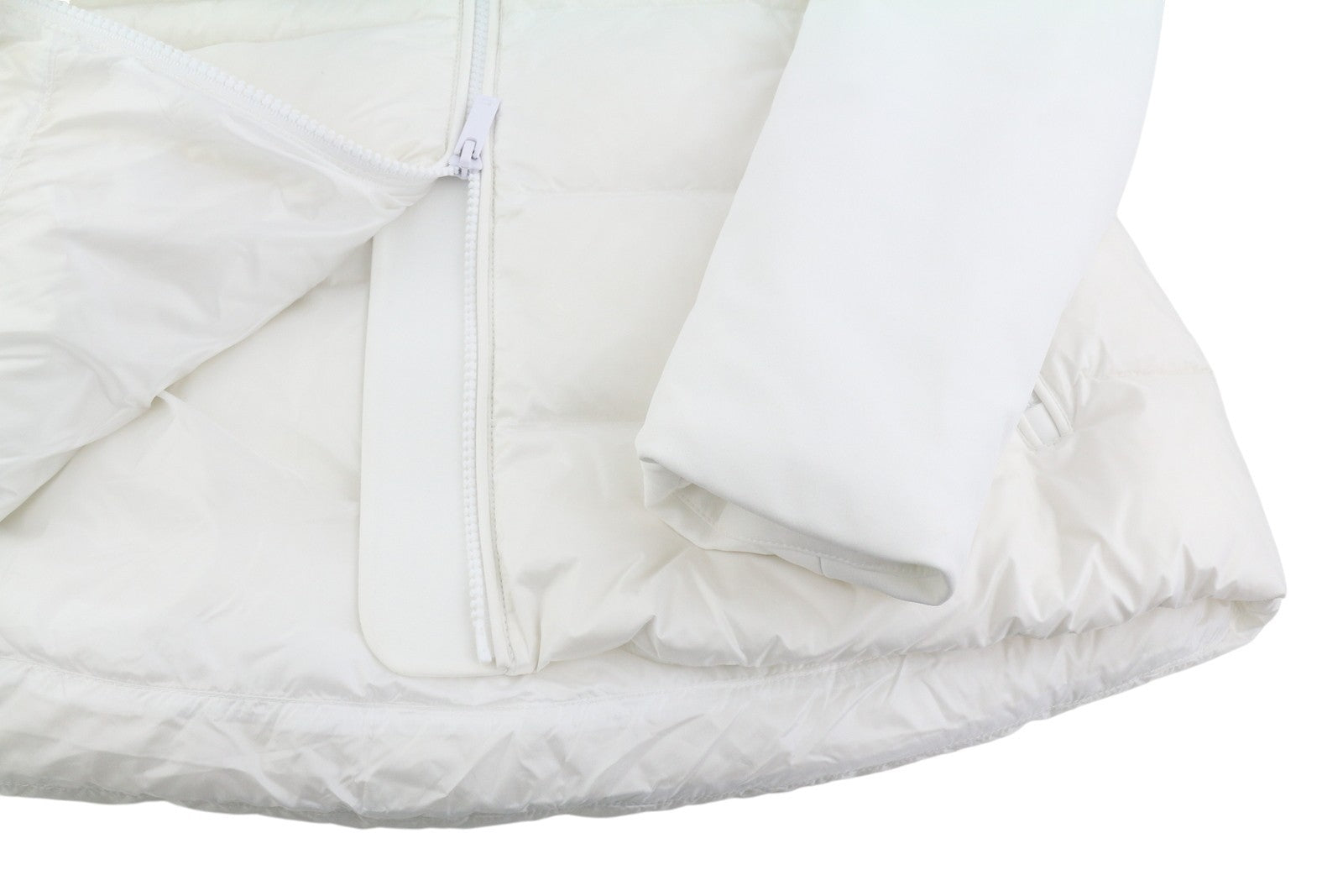 WOOLRICH minkšto apvalkalo pūkinė dygsniuota hibridinė moteriška striukė S, balta, su pūkų užpildu RRP520 