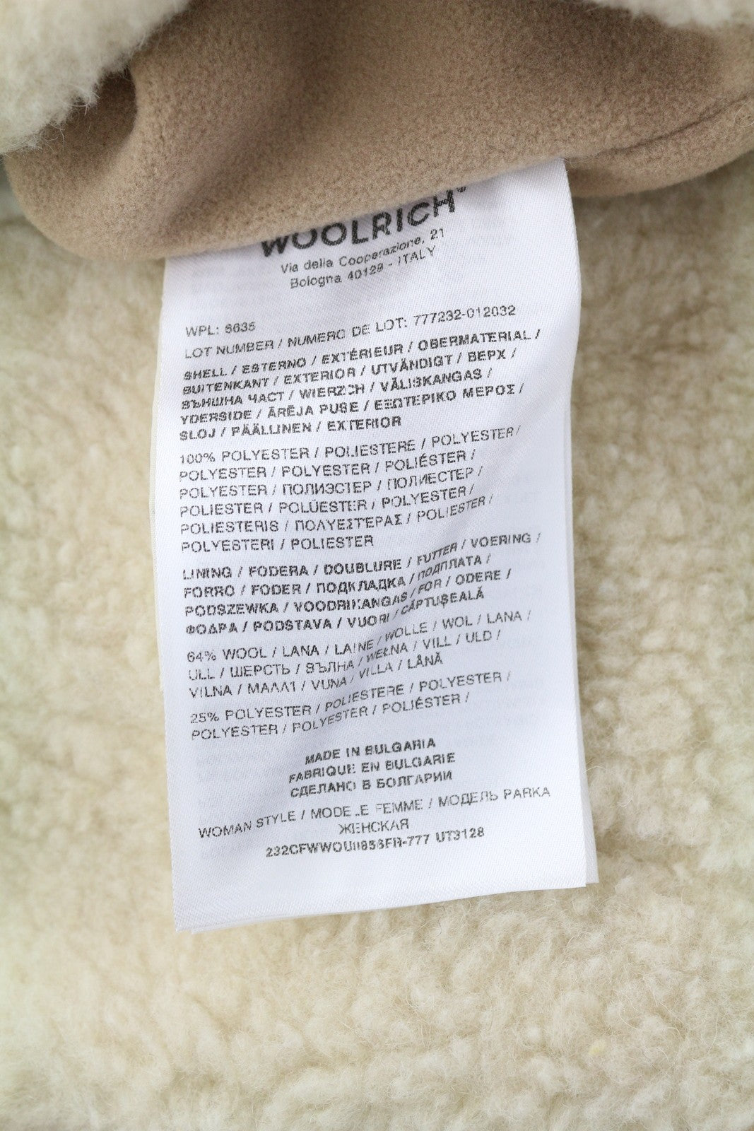 WOOLRICH dvipusė moteriška parkinė striukė su pieniška kreminės spalvos vilnos mišiniu, RRP899 