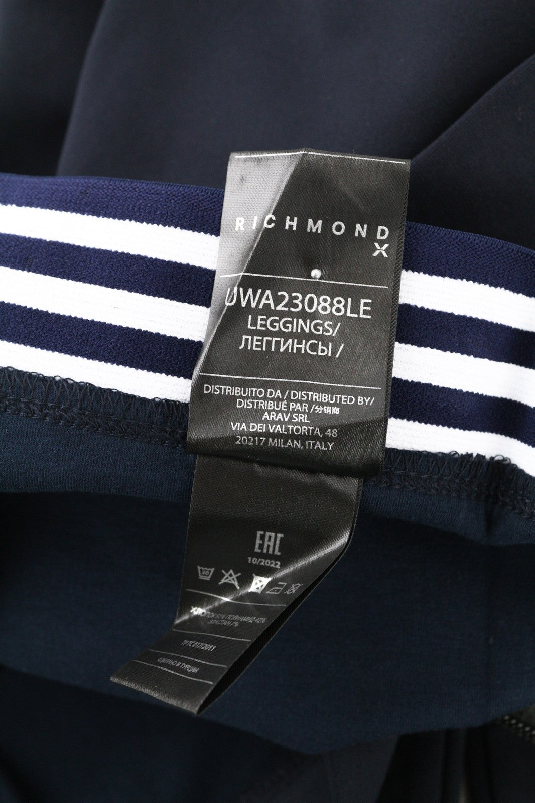 RICHMOND moteriškos tamprės S dydžio safyro mėlynos spalvos, tamprios, aukštu juosmeniu, užtrauktuku ir logotipu. 