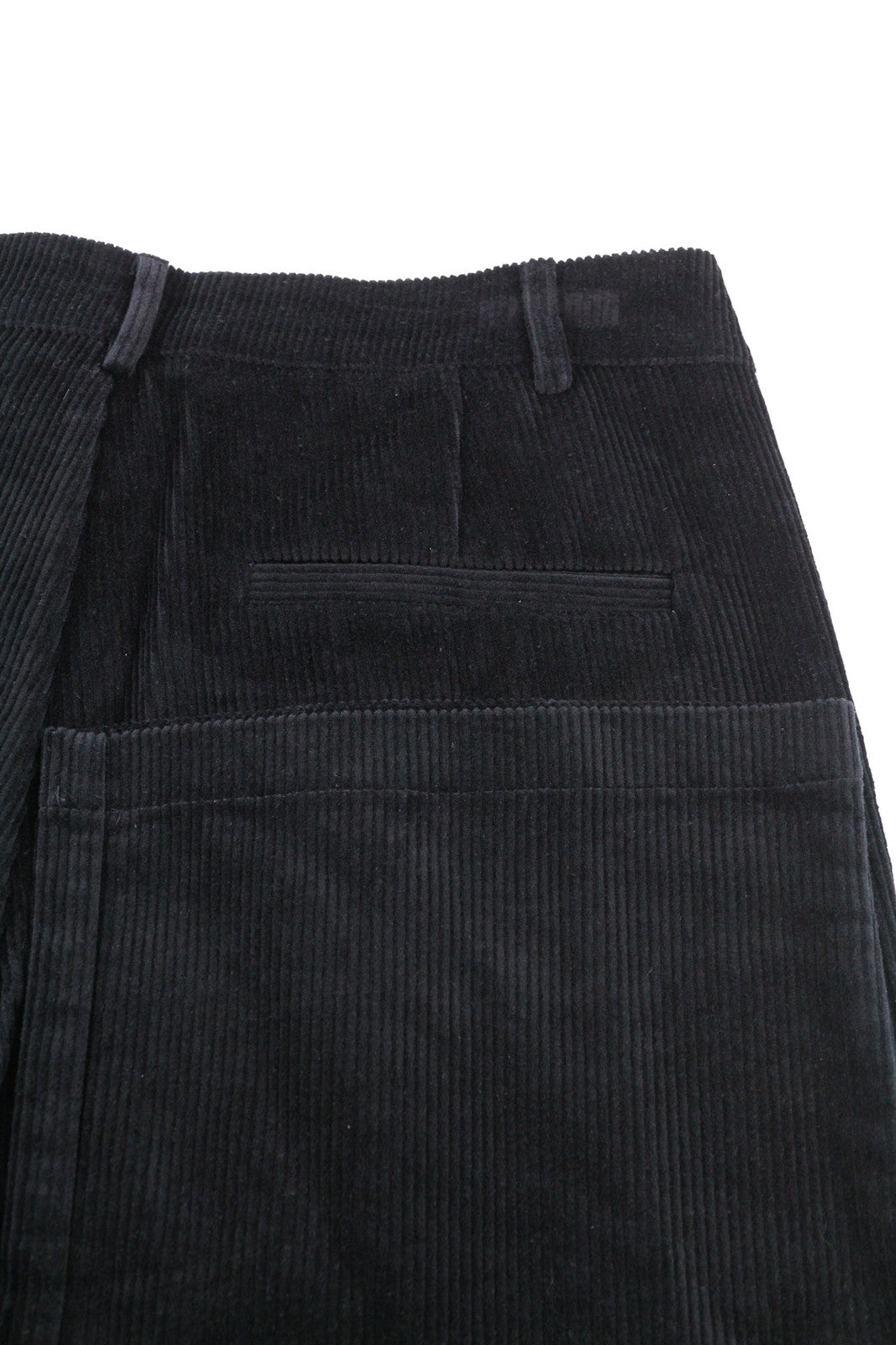 JOHN RICHMOND vyriškos juodos velveto tiesios kelnės su klostuotu užtrauktuku ir logotipu 